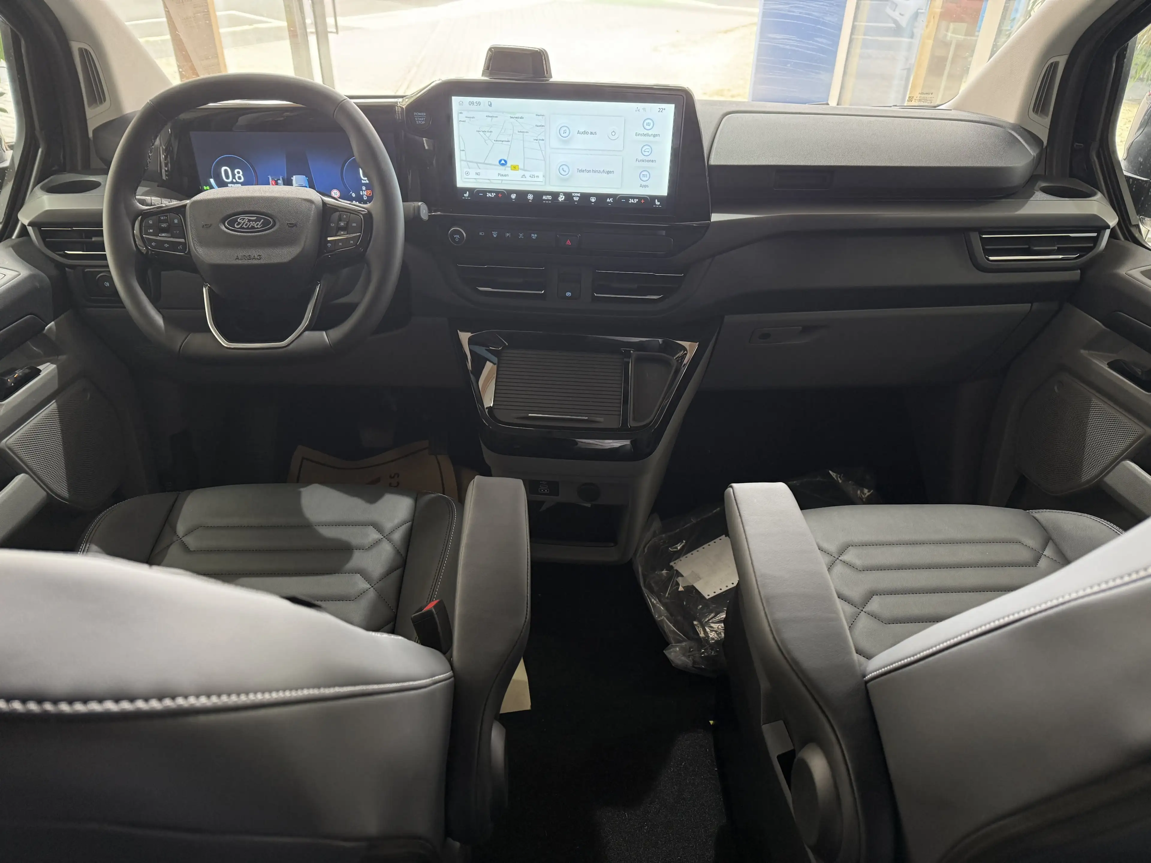 Ford Tourneo Custom Titanium X L1 Standheizung / 70L Tank / ACC — photo 11