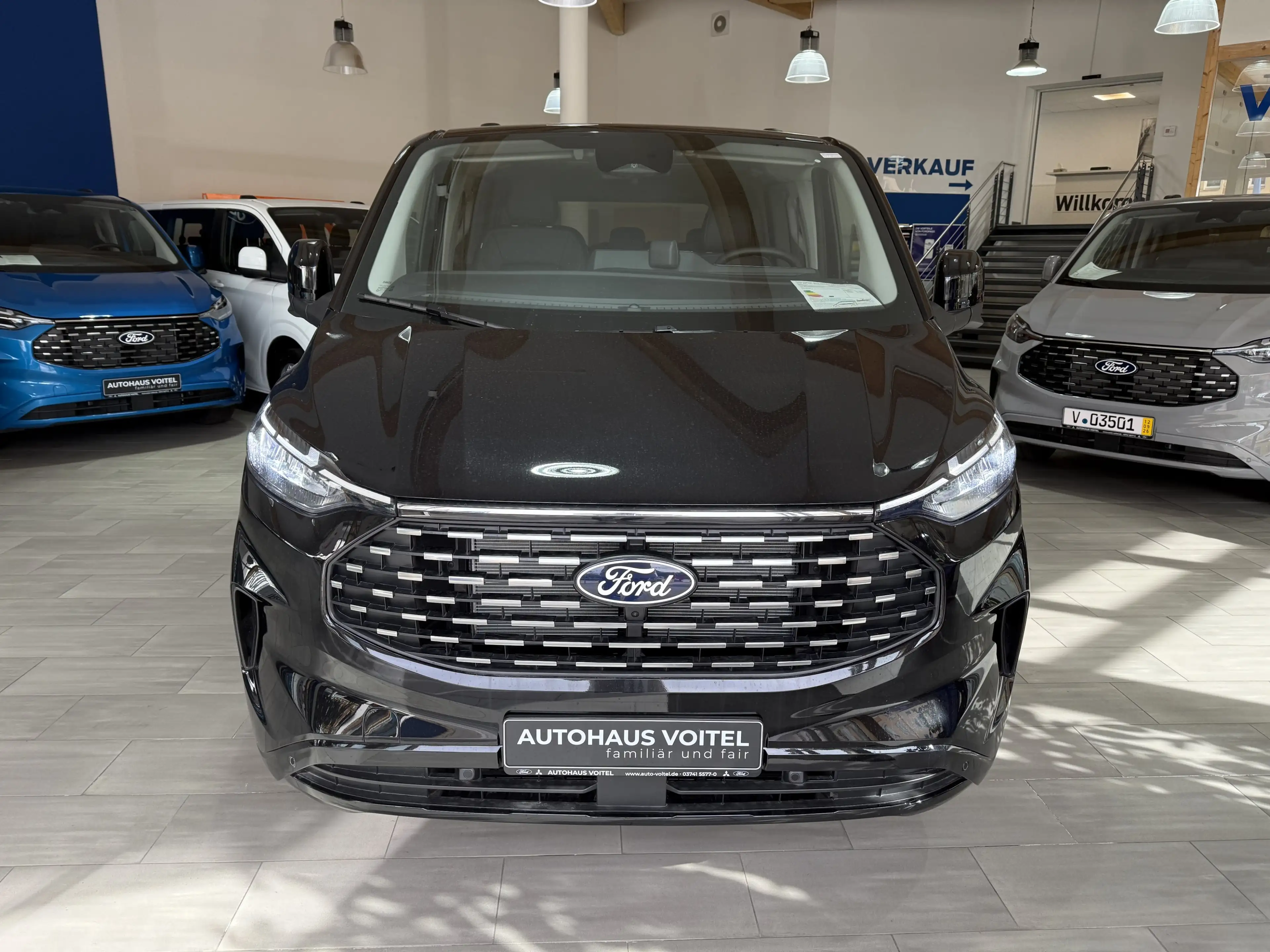 Ford Tourneo Custom Titanium X L1 Standheizung / 70L Tank / ACC — photo 2