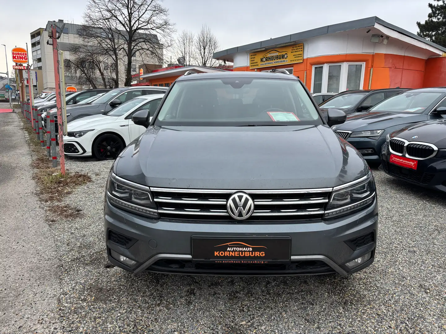 Volkswagen Tiguan Allspace DSG*Highline*1.Besitz*Leder*Massagesitz*Allrad*AHV Grau - 2