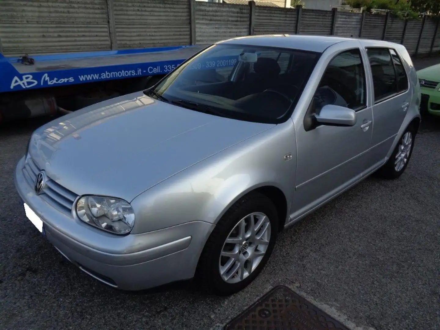 Volkswagen Golf 1.6 16V cat 5 porte Highline *OK NEOPATENTATI* Argento - 2