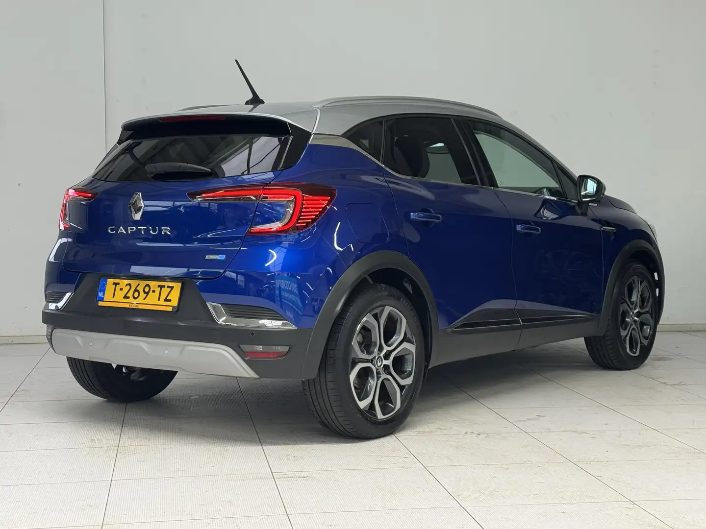 Renault Captur 1.6 E-Tech full hybrid 145 techno | Navigatie | Ca Bleu - 2