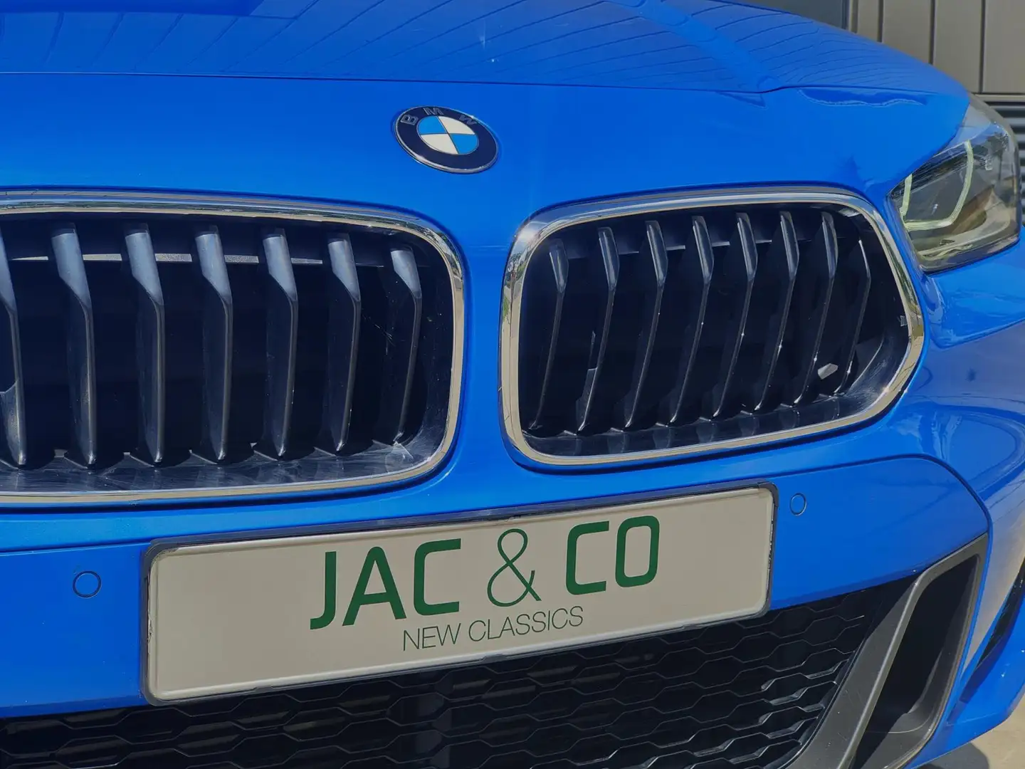 BMW X2 SDrive20i Executive NAP NIEUWSTAAT! Blauw - 2