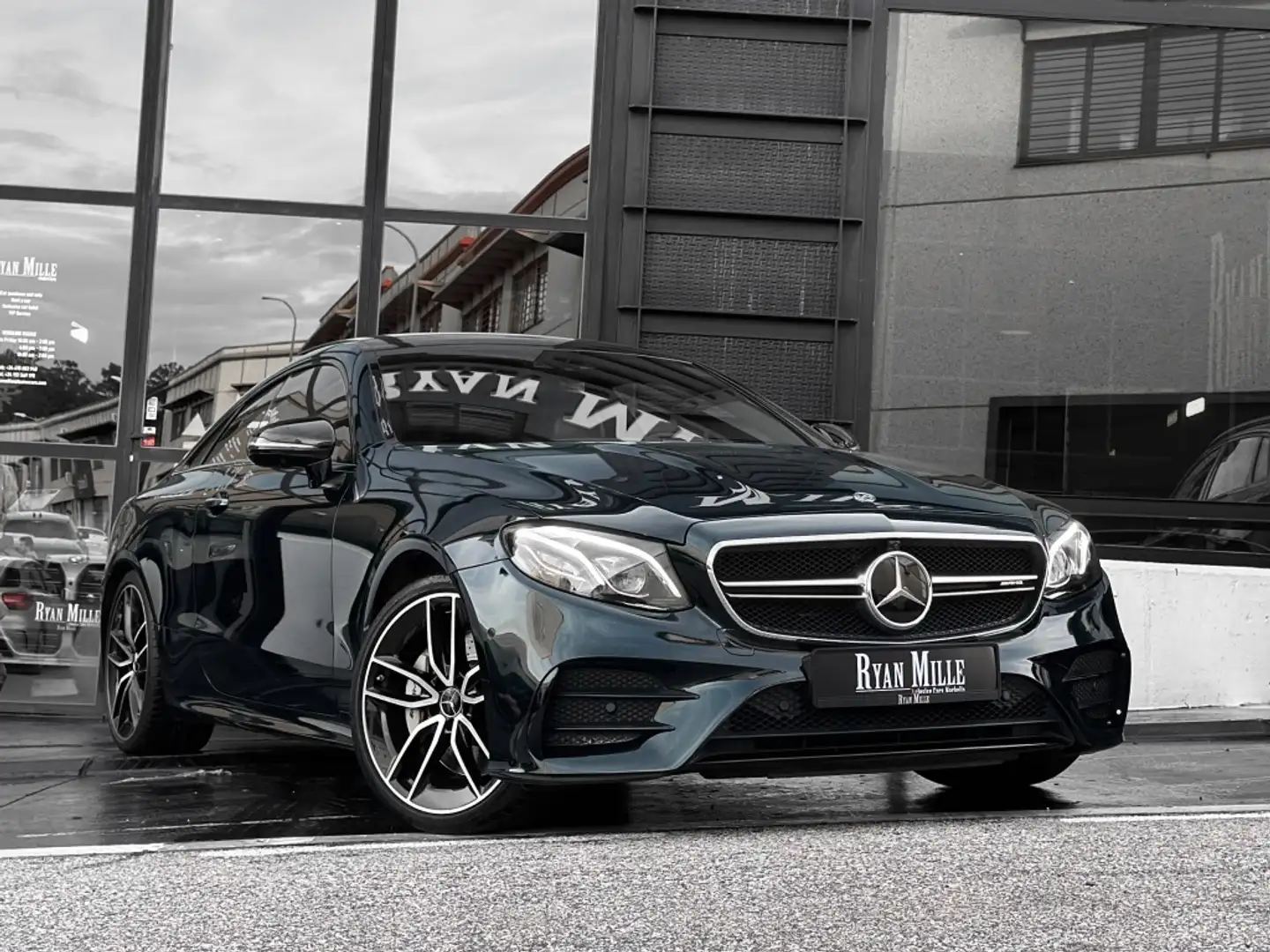 Mercedes-Benz E 53 AMG Coupé 4Matic+ 9G-Tronic Verde - 1