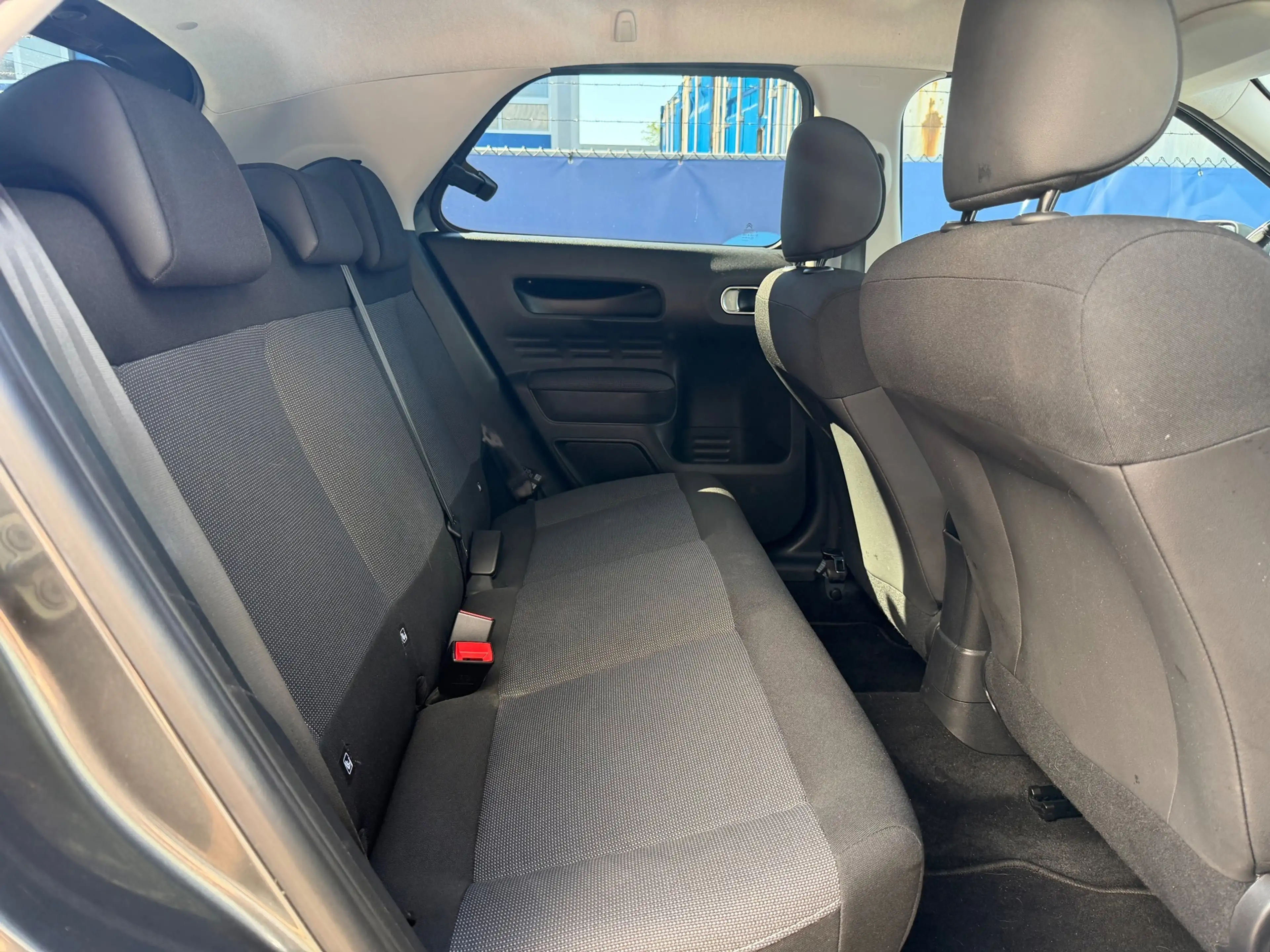Citroen C4 Cactus 1.2 PureTech Shine|Distributie vv in 2024|Trekhaak — photo 12