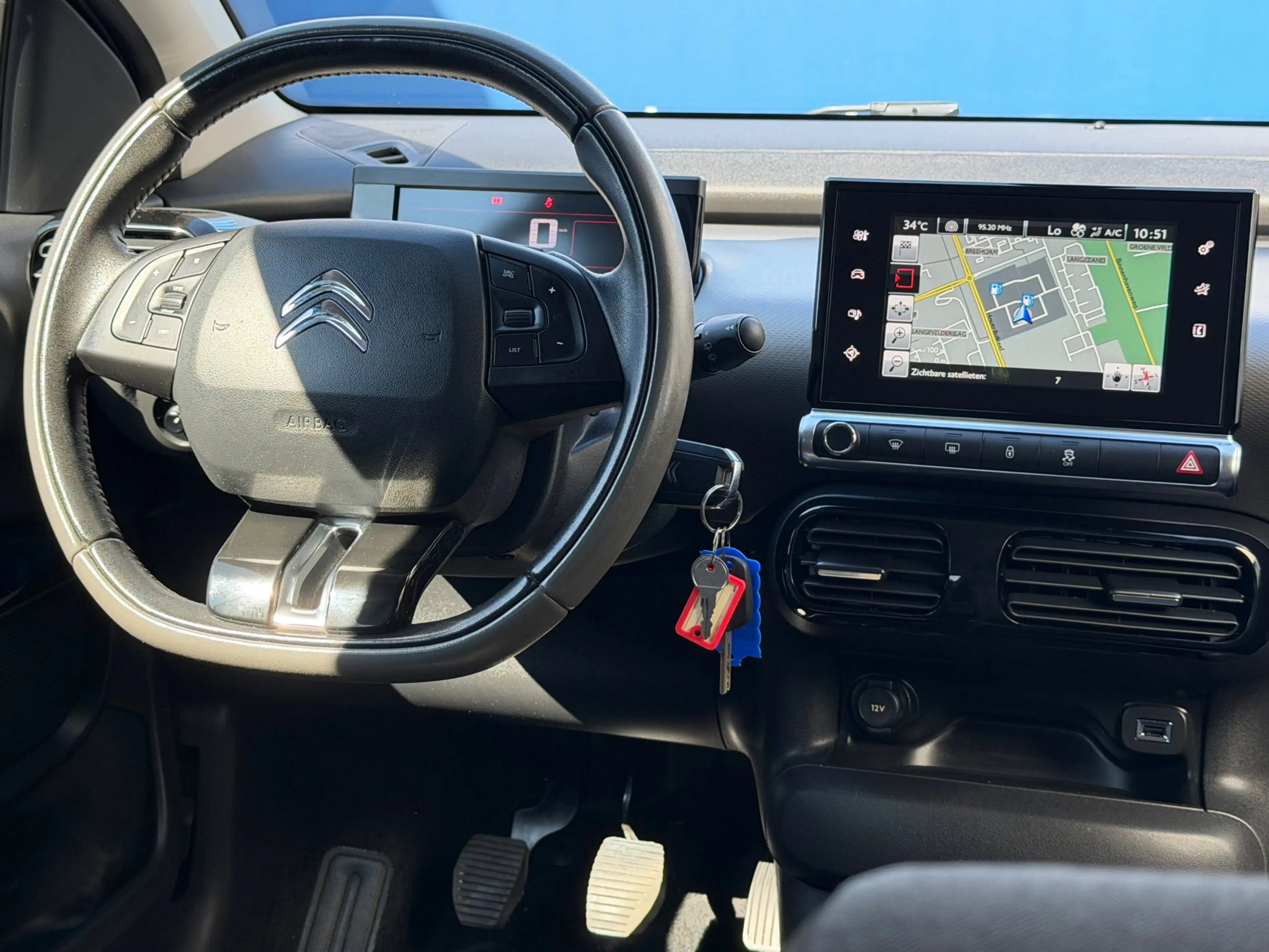 Citroen C4 Cactus 1.2 PureTech Shine|Distributie vv in 2024|Trekhaak — photo 8