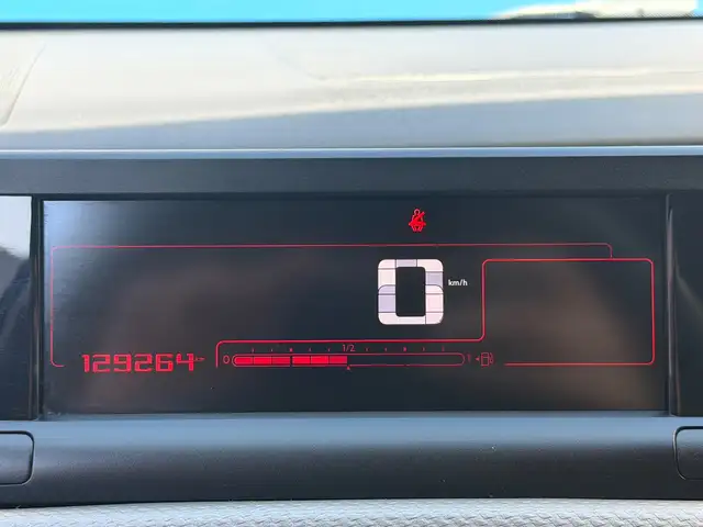 Citroen C4 Cactus view 7