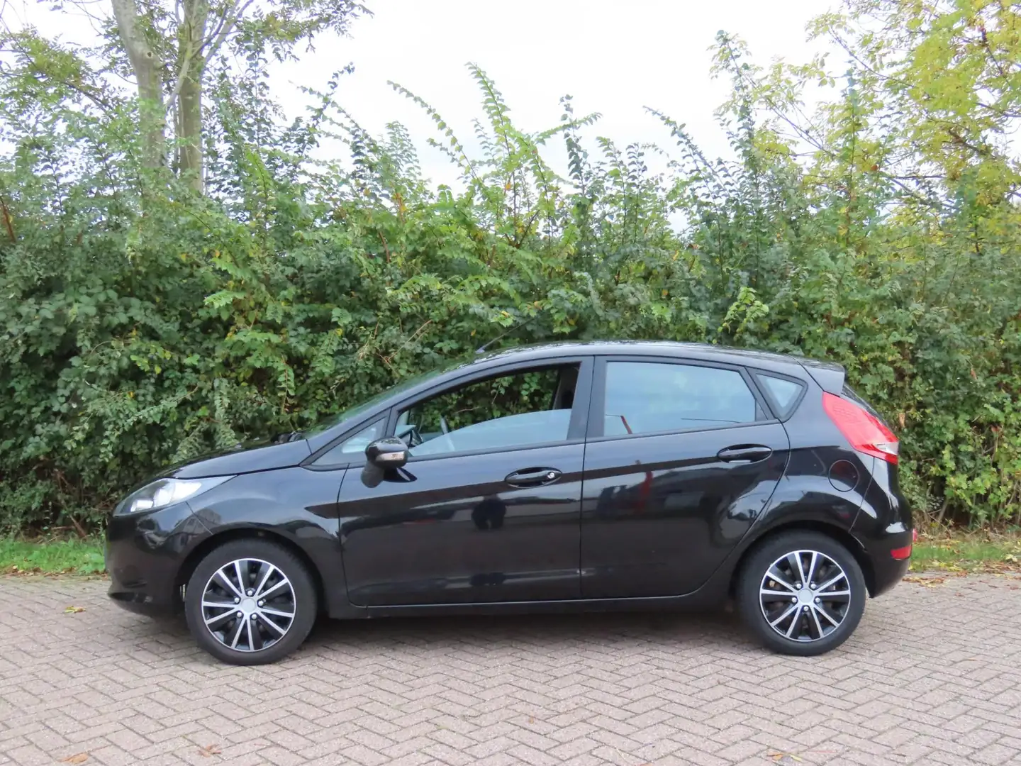 Ford Fiesta 1.25 Limited Zwart - 2