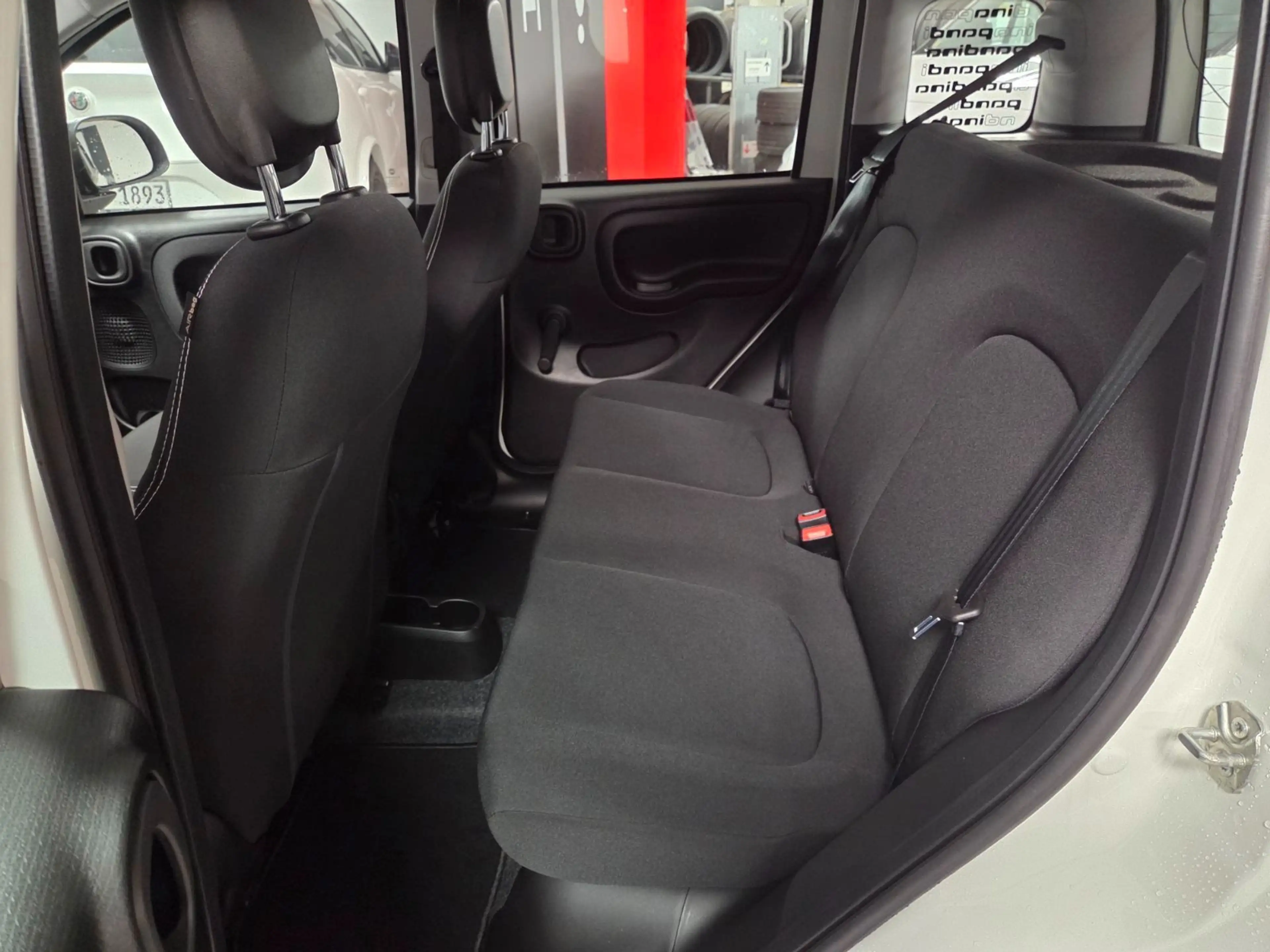 Fiat Panda "Pandina Pop" 1.0 GSE Hybrid — photo 12