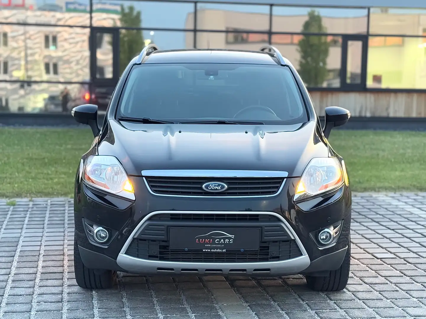 Ford Kuga 2,0 Titanium 4x4 TDCI DPF *NEUES PICKERL, TOP* Noir - 2