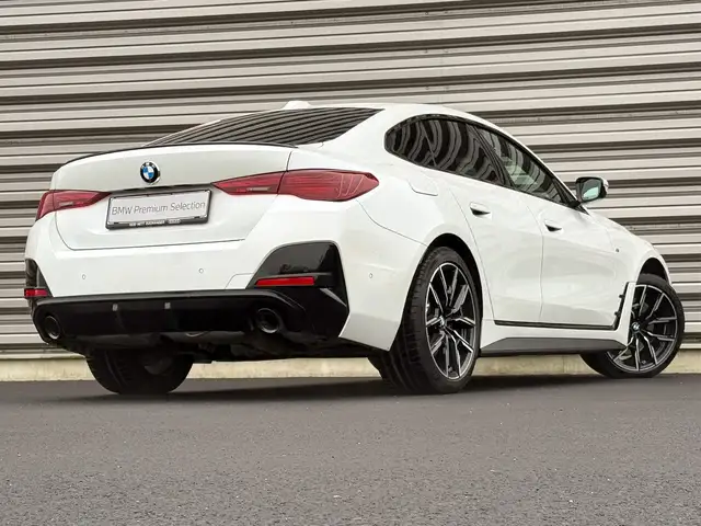 BMW 420 d xDrive M-Sportpaket Pro Ansicht 4