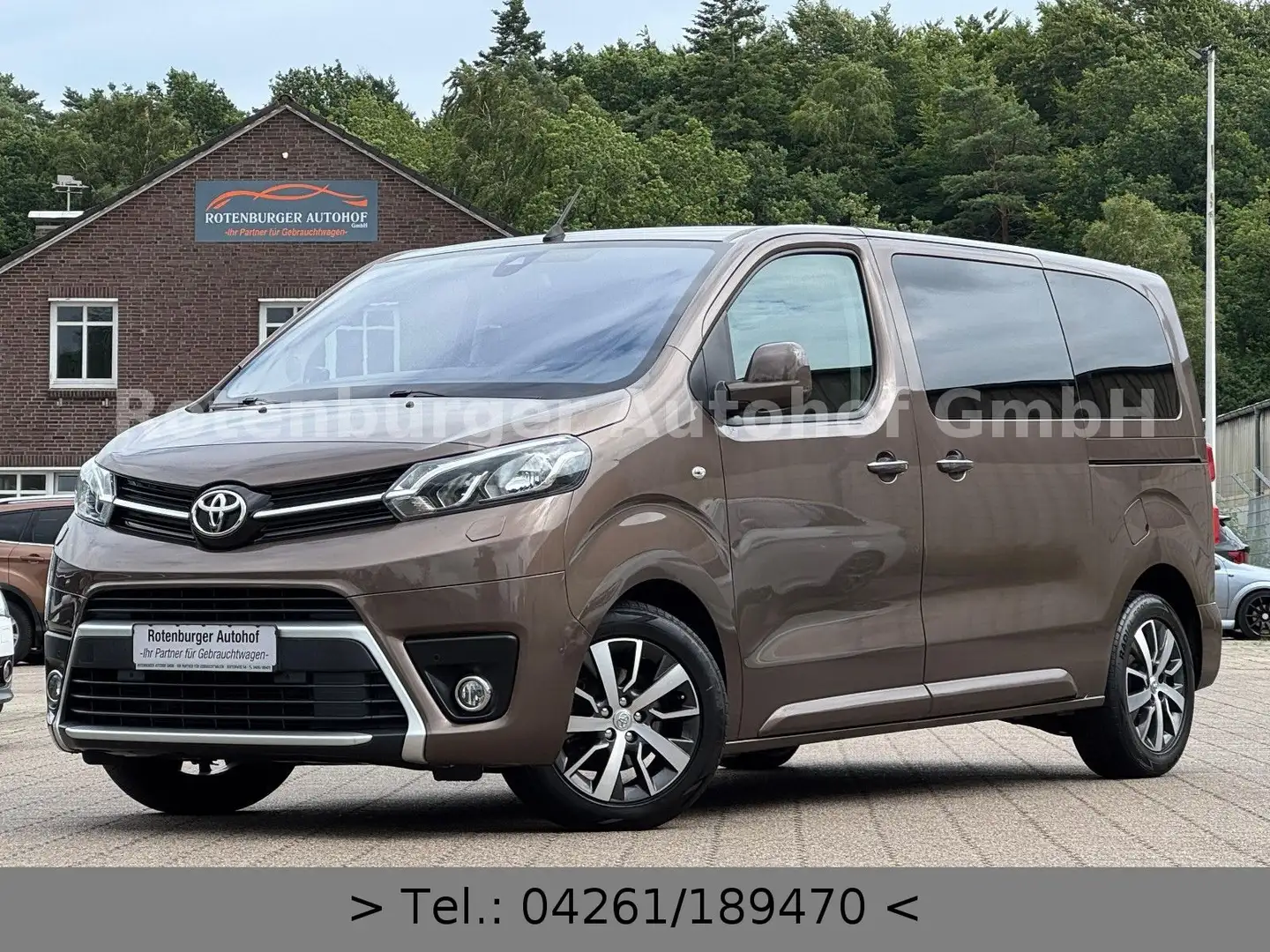 Toyota Proace Verso 2.0*SHUTTLE*8-SITZE*HEAD-UP*NAVI* Braun - 1