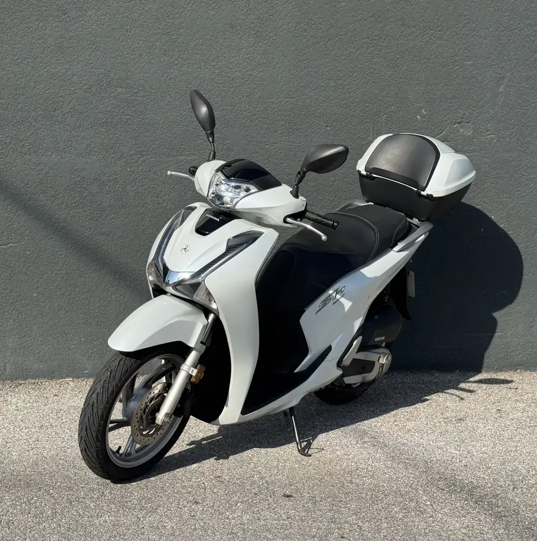 Honda SH 125 Alb - 2
