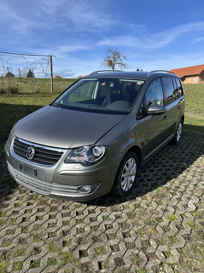 Volkswagen Touran Touran Highline 1,4 EcoFuel TSI DSG Highline Grau - 1