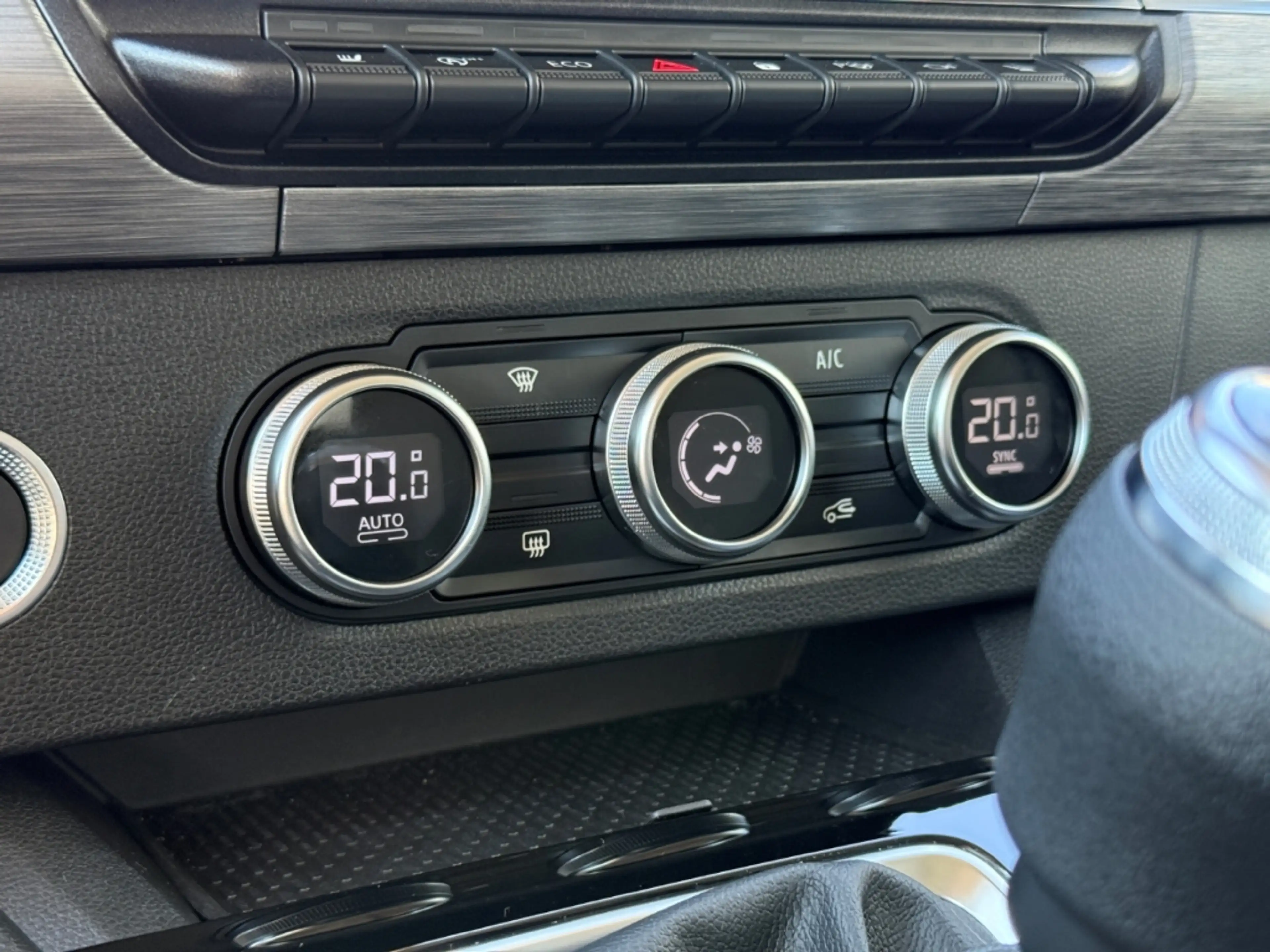 Nissan Townstar Kombi 1.3 DIG-T Tekna 360 Navi ParkAssist Shz — photo 14