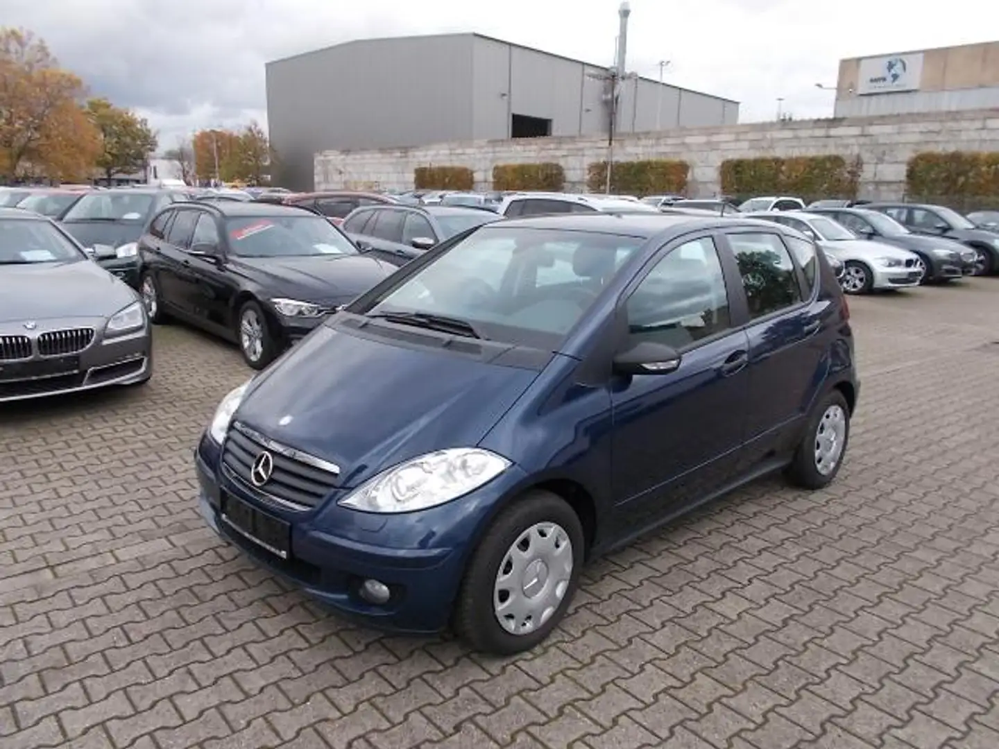 Mercedes-Benz A 150 Xenon, PDC, Sitzheiz., Allwetterreifen Bleu - 1