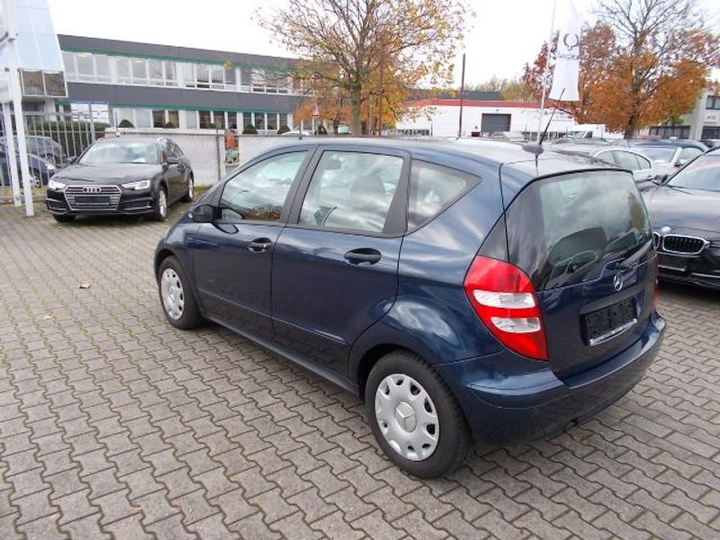 Mercedes-Benz A 150 Xenon, PDC, Sitzheiz., Allwetterreifen — photo 7