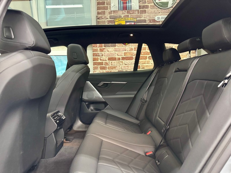 BMW 540 540dA Touring 3.0 303cv Auto xDrive M-SPORT PRO ( — photo 6