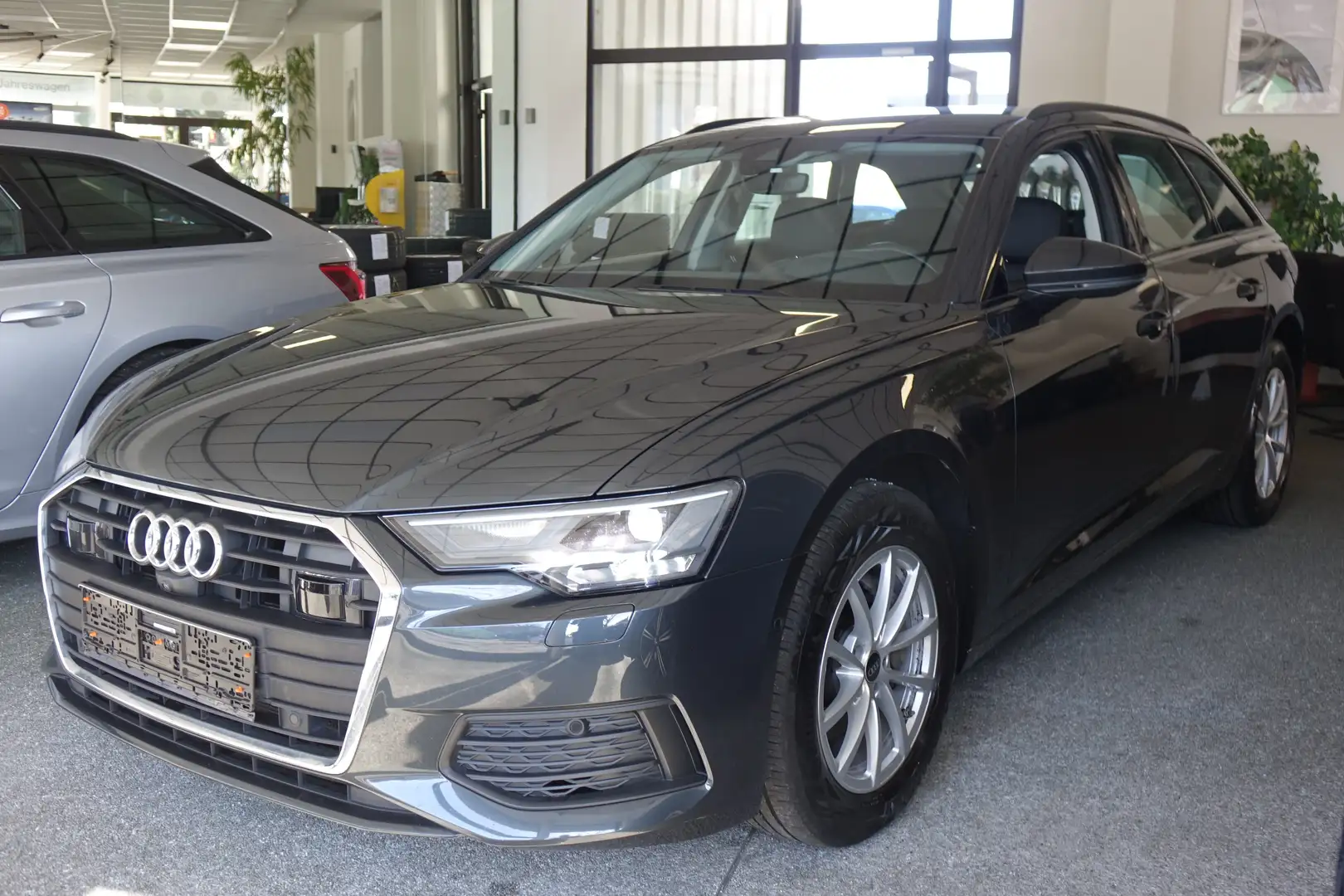 Audi A6 40 TDI Avant +AHK+Memory+HUD+360+ACC+Keyless+ Grau - 2
