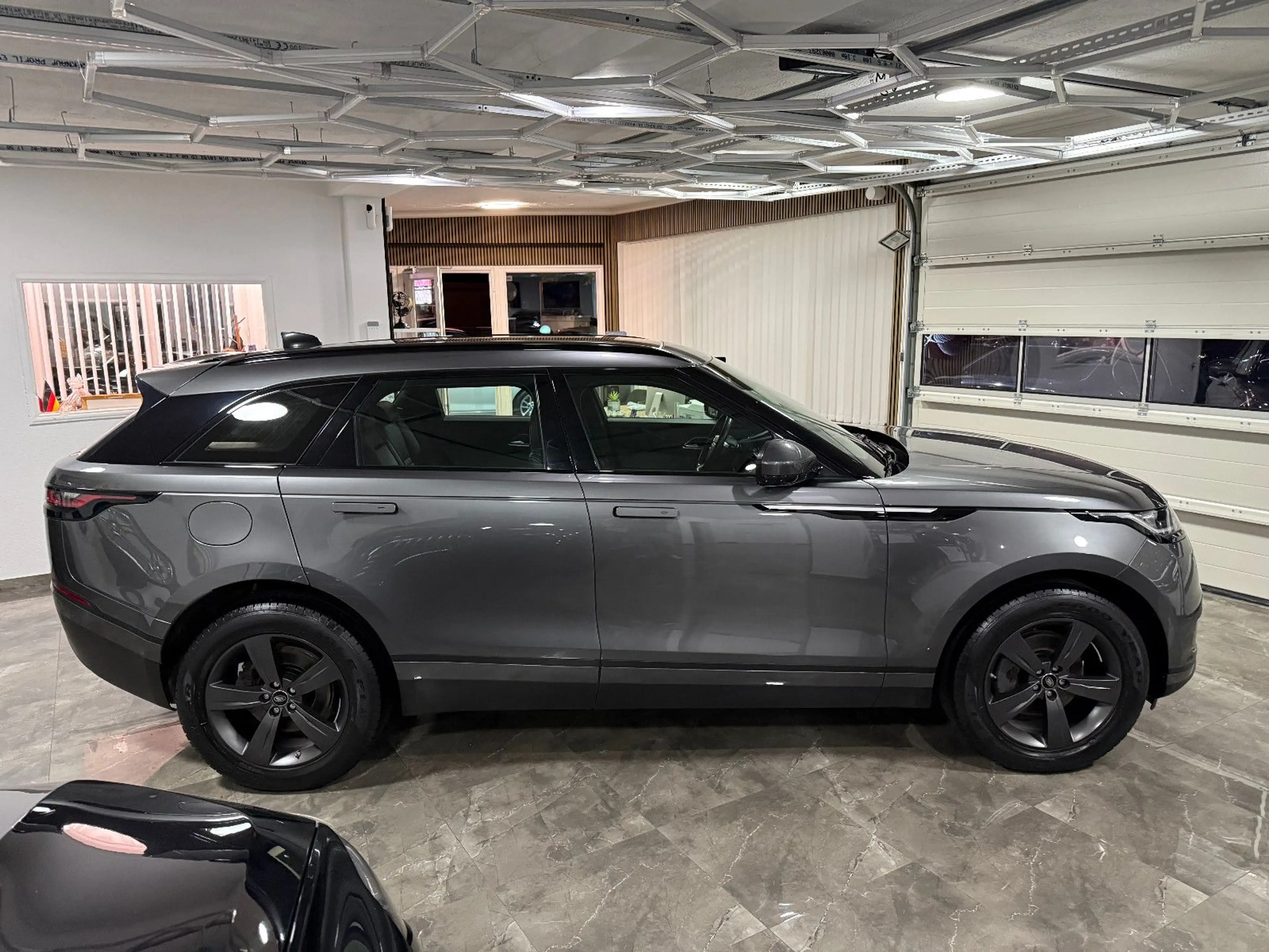 Land Rover Range Rover Velar S 2.0 D240 Keyless Kamera Pano — photo 5