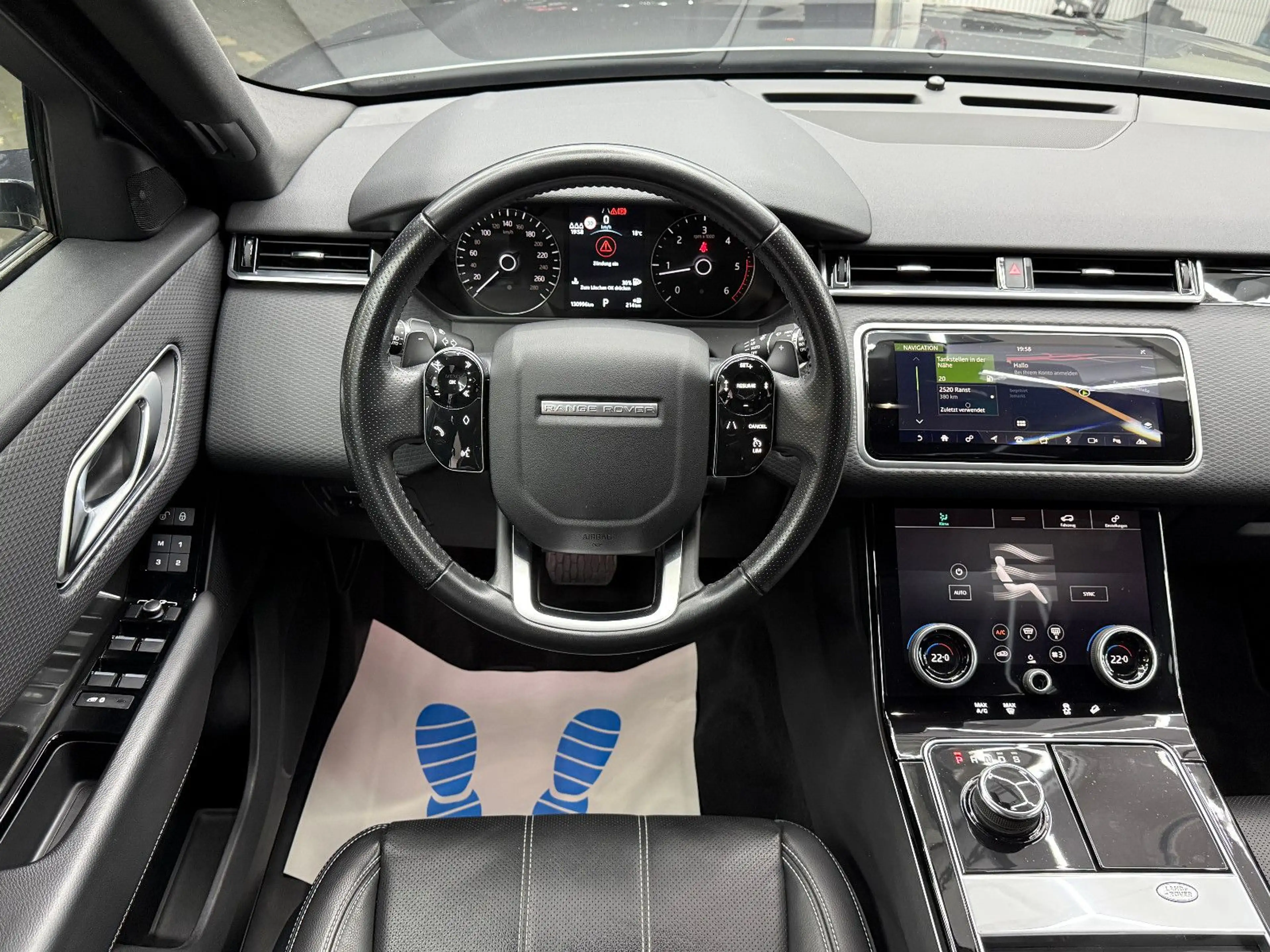 Land Rover Range Rover Velar S 2.0 D240 Keyless Kamera Pano — photo 9