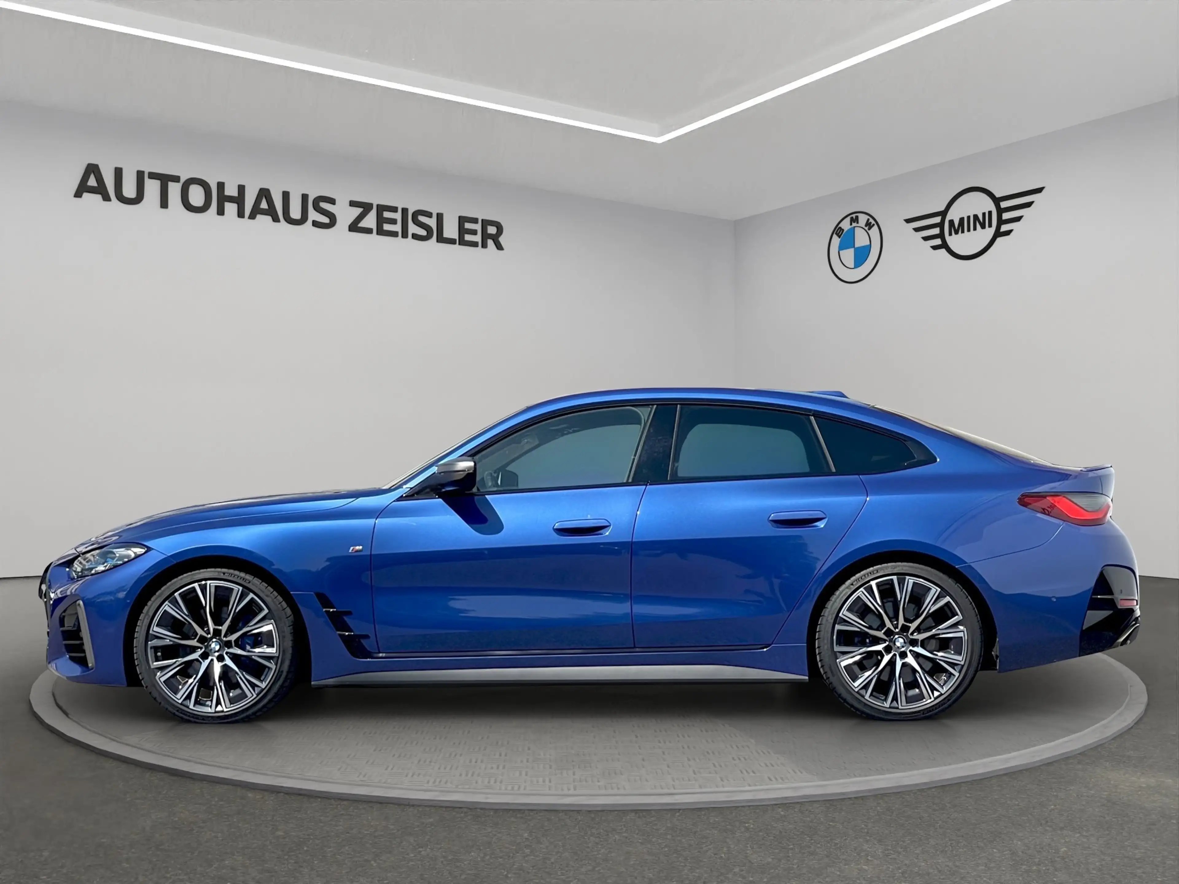 BMW 440 M440i Gran Coupé — photo 4