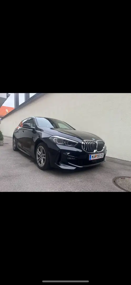 BMW 118 118i Aut. Schwarz - 1