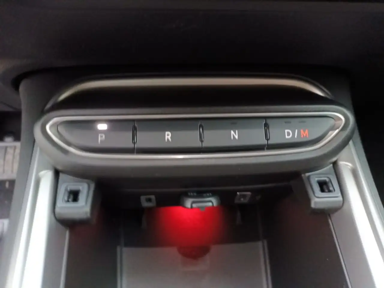 Jeep Avenger 1200 E-HYBRID SUMMIT 110CV AUTOM PACK WINTER PELLE 14