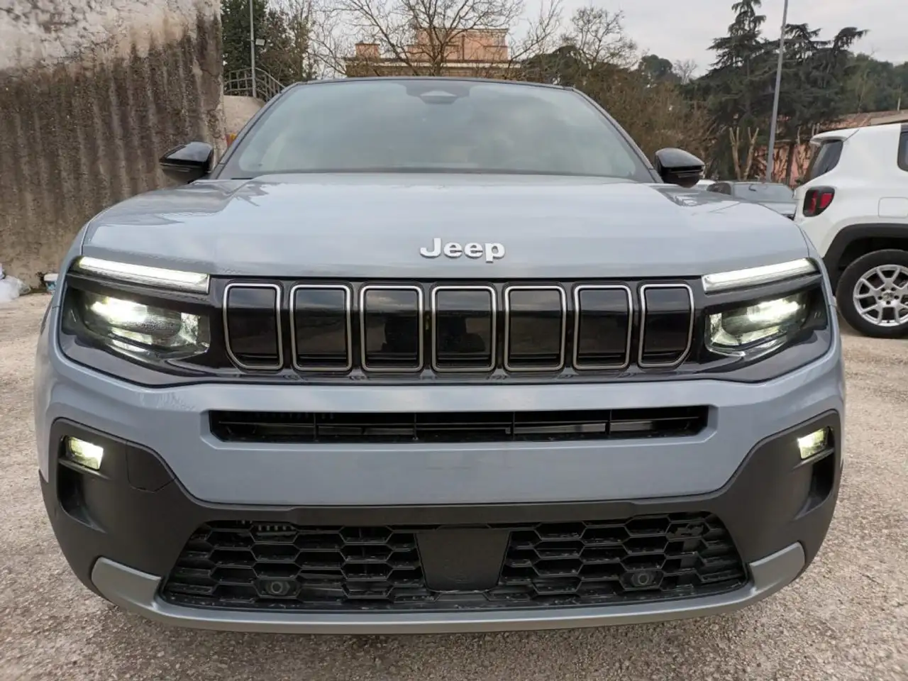 Jeep Avenger 1200 E-HYBRID SUMMIT 110CV AUTOM PACK WINTER PELLE 2