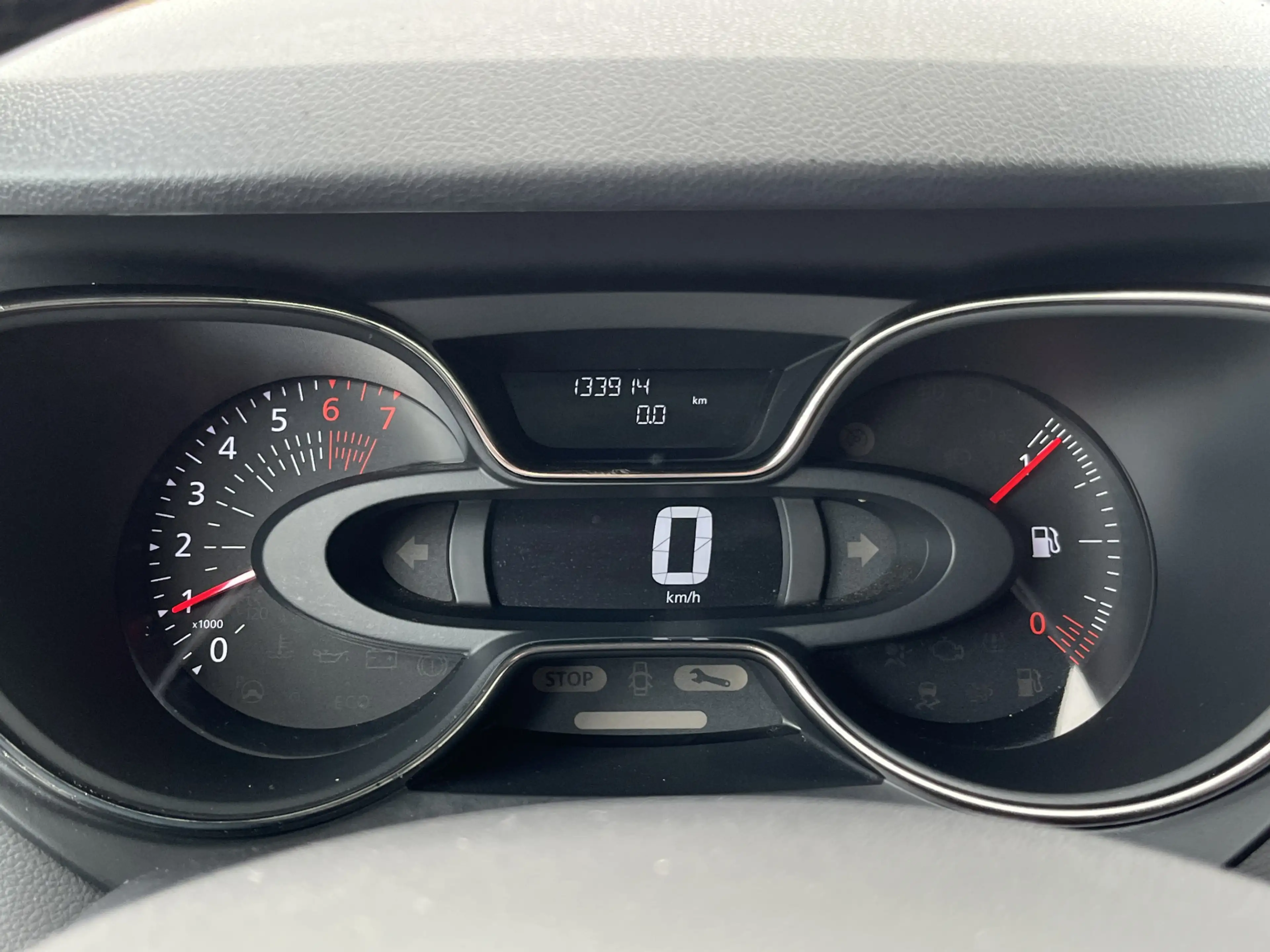 Renault Captur 0.9 TCe Intens / Dealer onderhouden / Trekhaak / C — photo 20