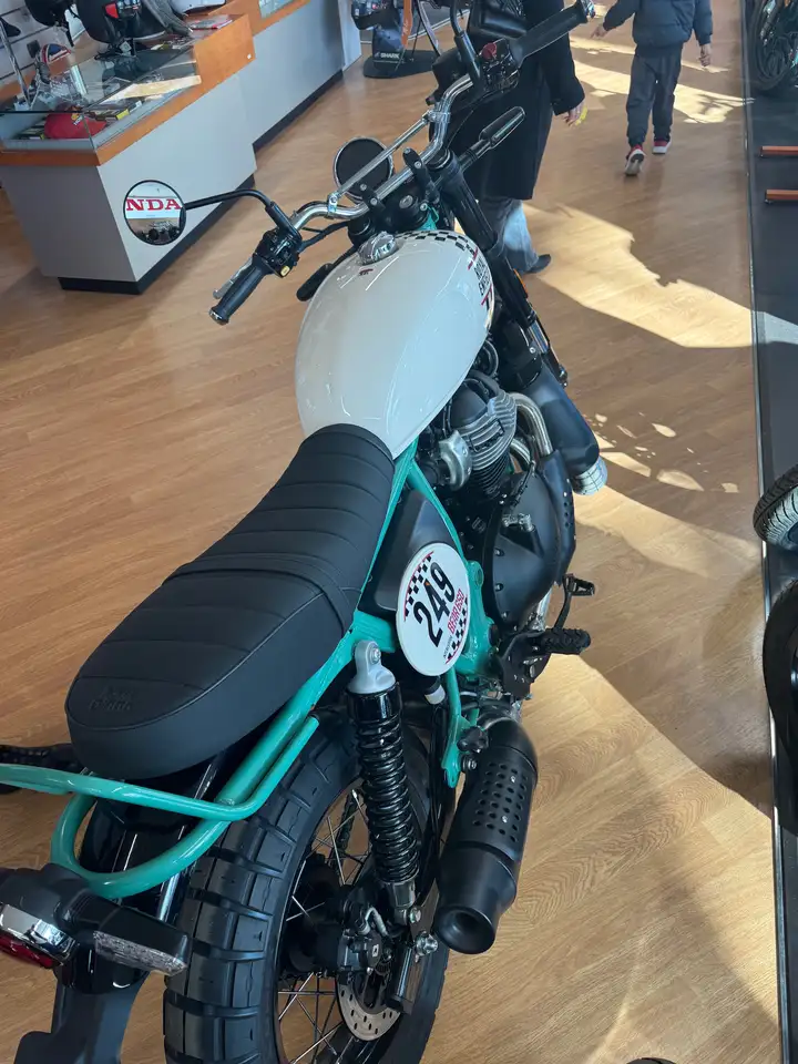 Royal Enfield Bear 650
