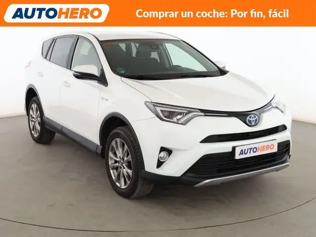 Toyota Rav4 view 8