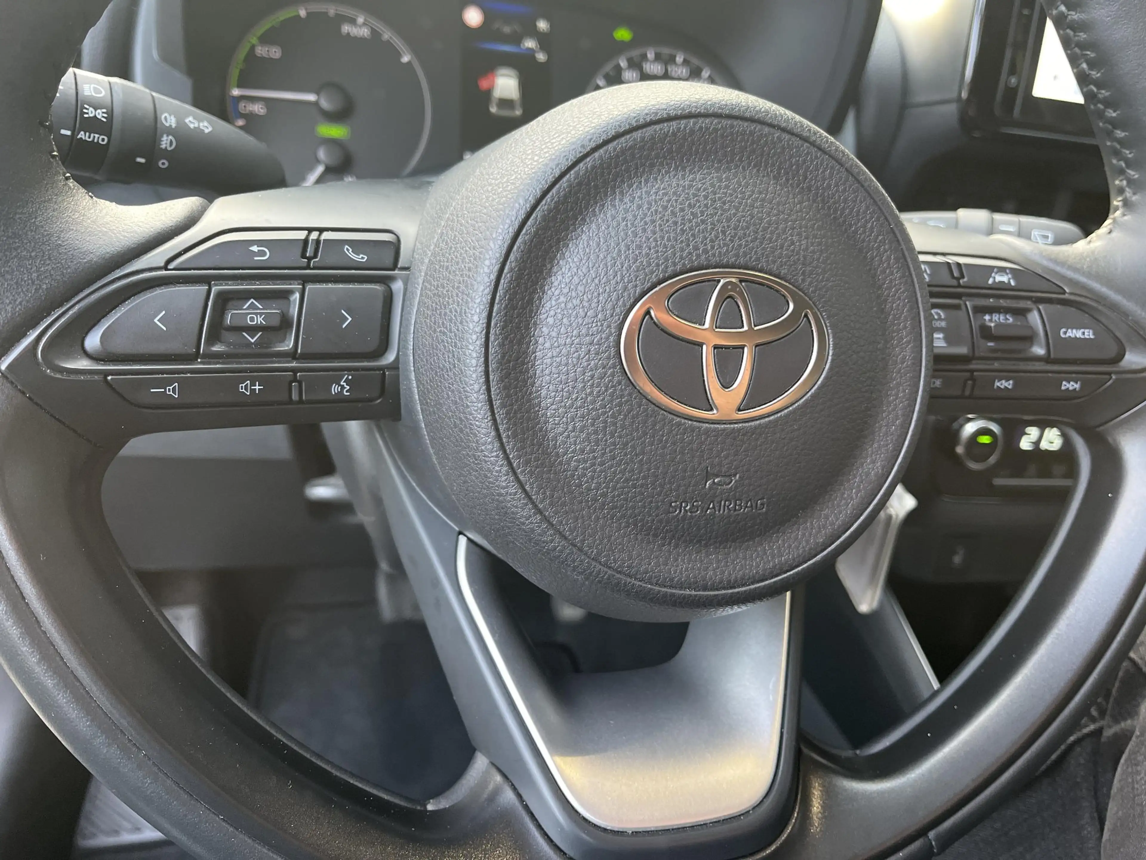 Toyota Yaris 1.5 Hybrid 115 Active ADAPTIVE CRUISE CONTROL | AP — photo 10