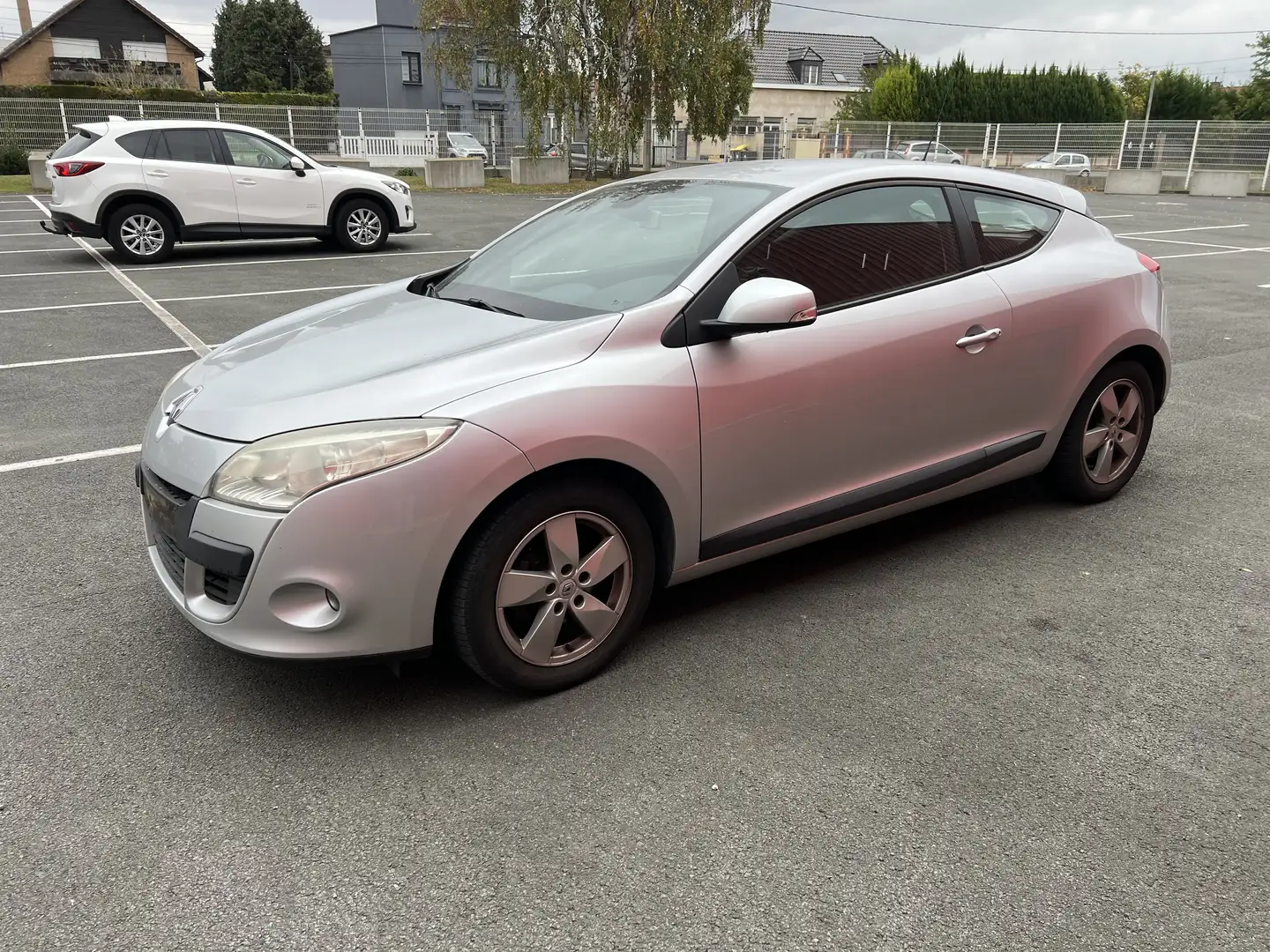 Renault Megane Mégane III Coupé dCi 85cv - marchand / export Gris - 1
