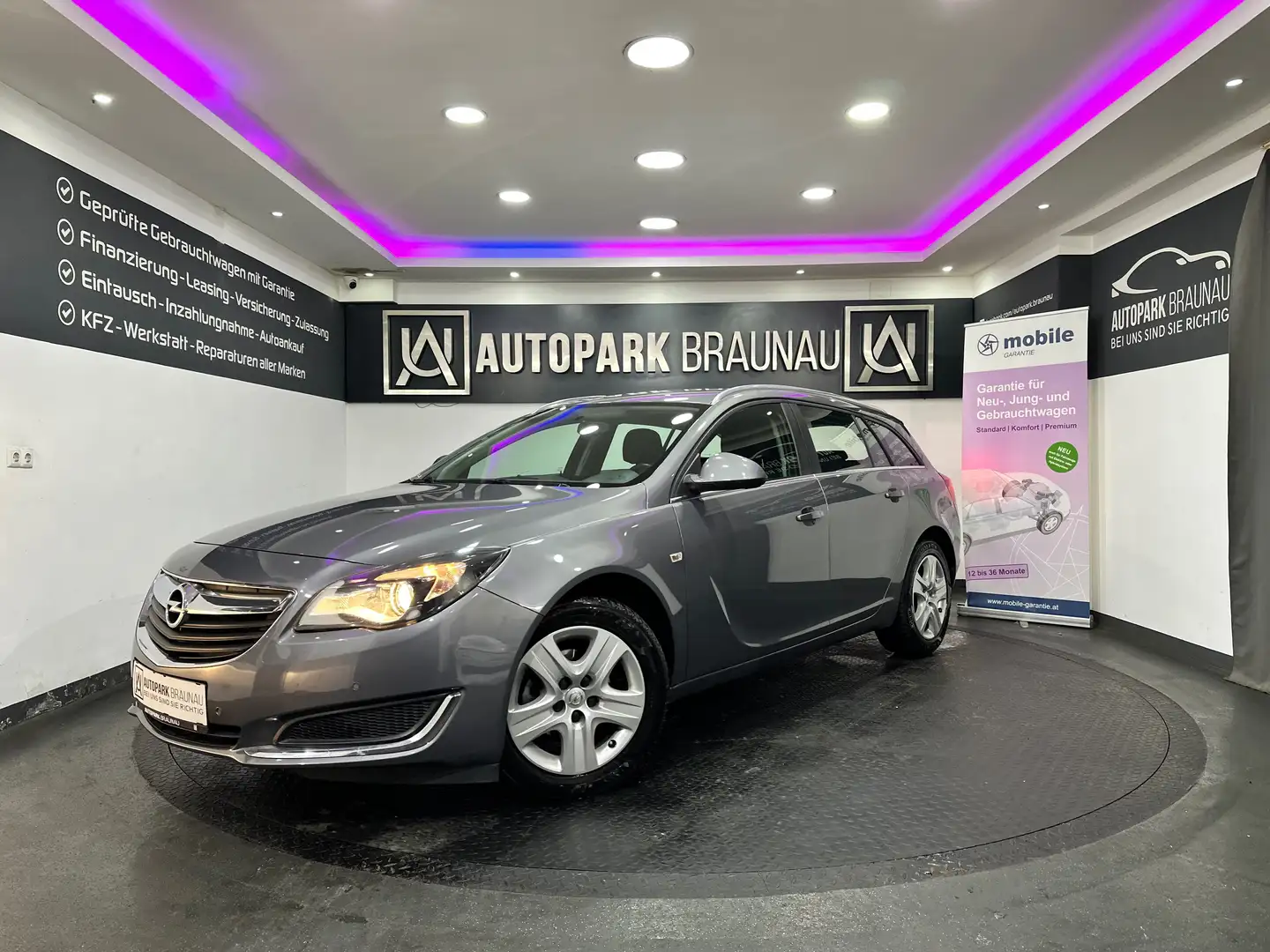 Opel Insignia 1.6 Sports Tourer Edition Automatik *NAVI* Grau - 1