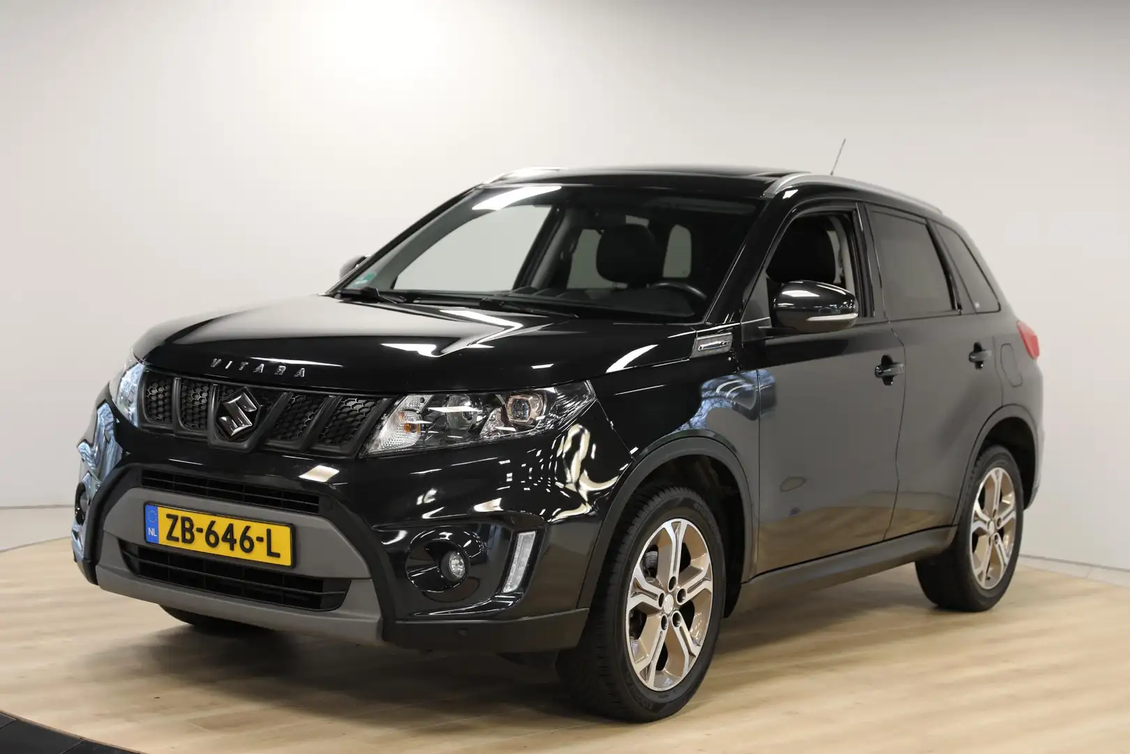 Suzuki Vitara 1.6 Rhino | Navi | Schuif-dak | Alcantara Noir - 1