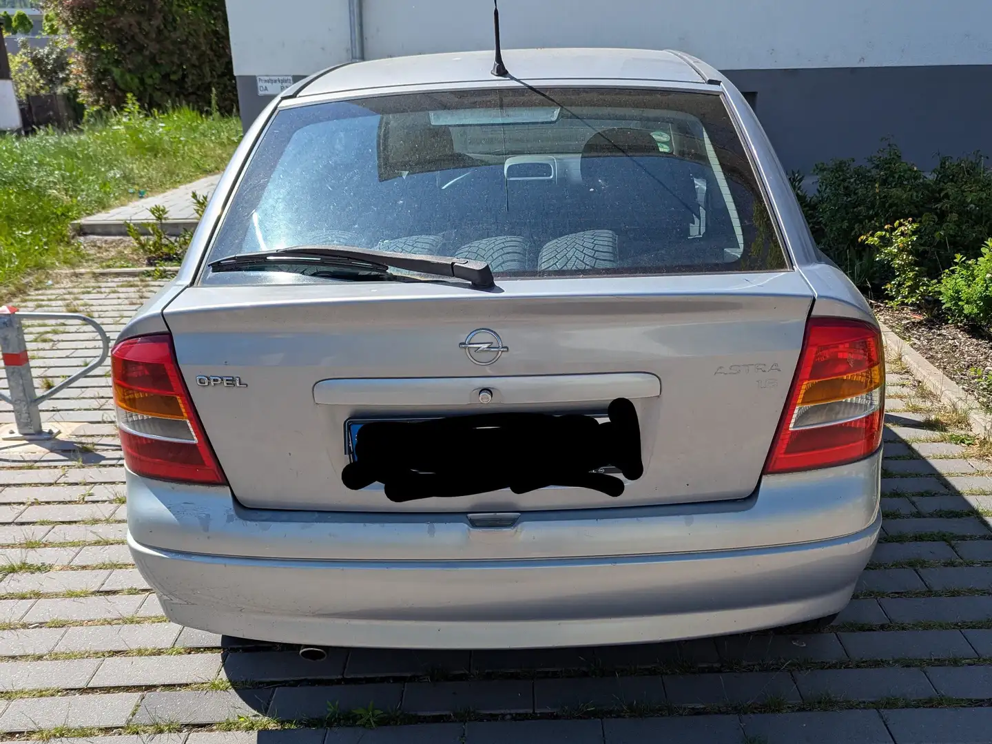 Opel Astra Astra 1.6 Comfort Grau - 1