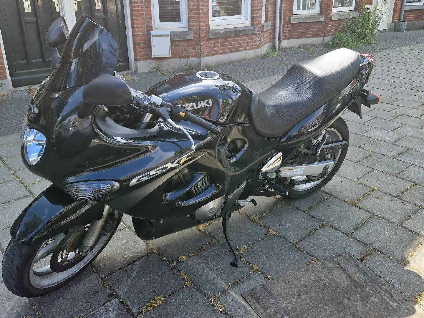 Suzuki GSX 600 Suzuki GSX 600 F Zwart - 2