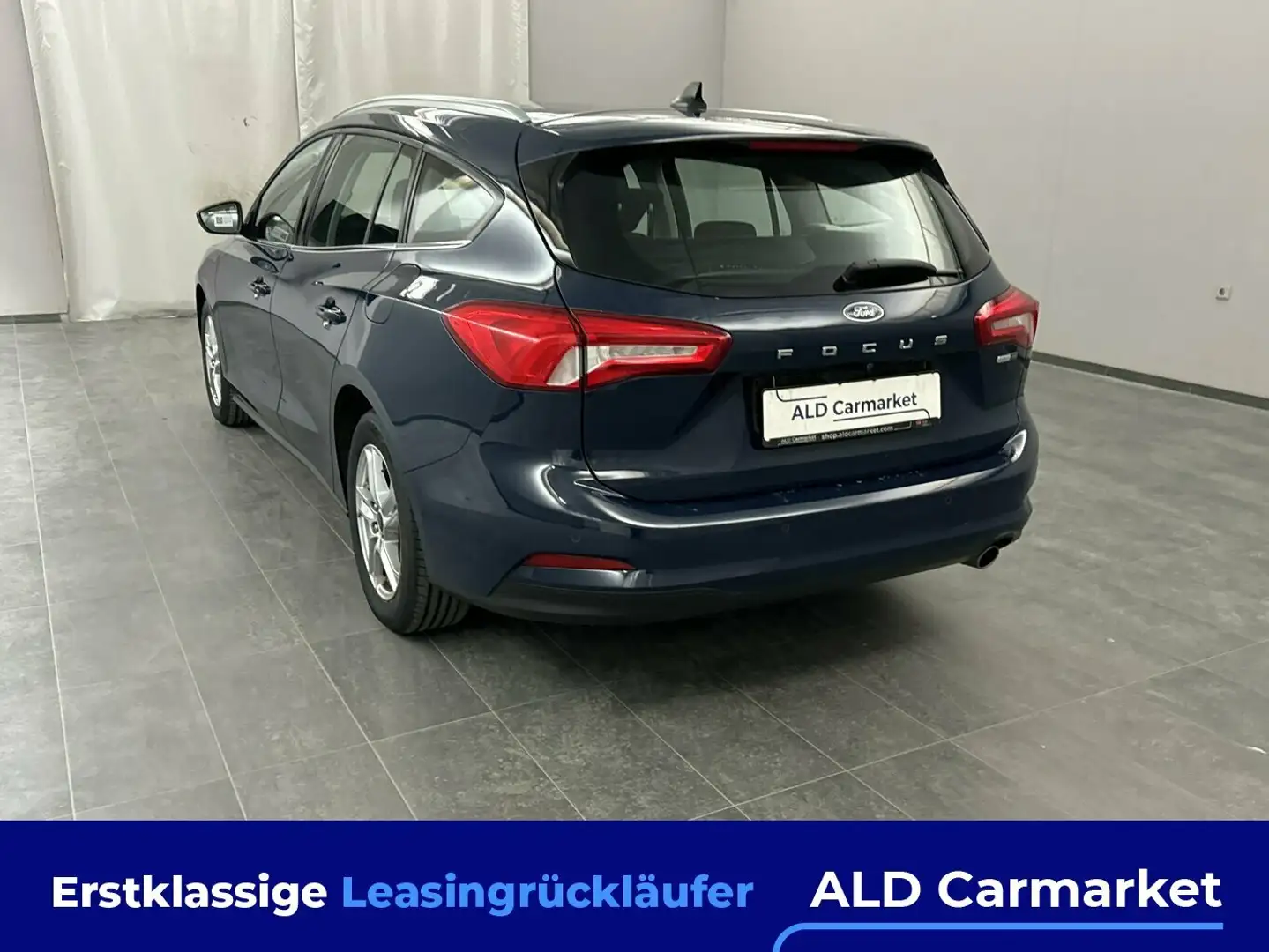 Ford Focus Turnier 1.0 EcoBoost Hybrid COOL&CONNECT Kombi, 5- Blau - 2
