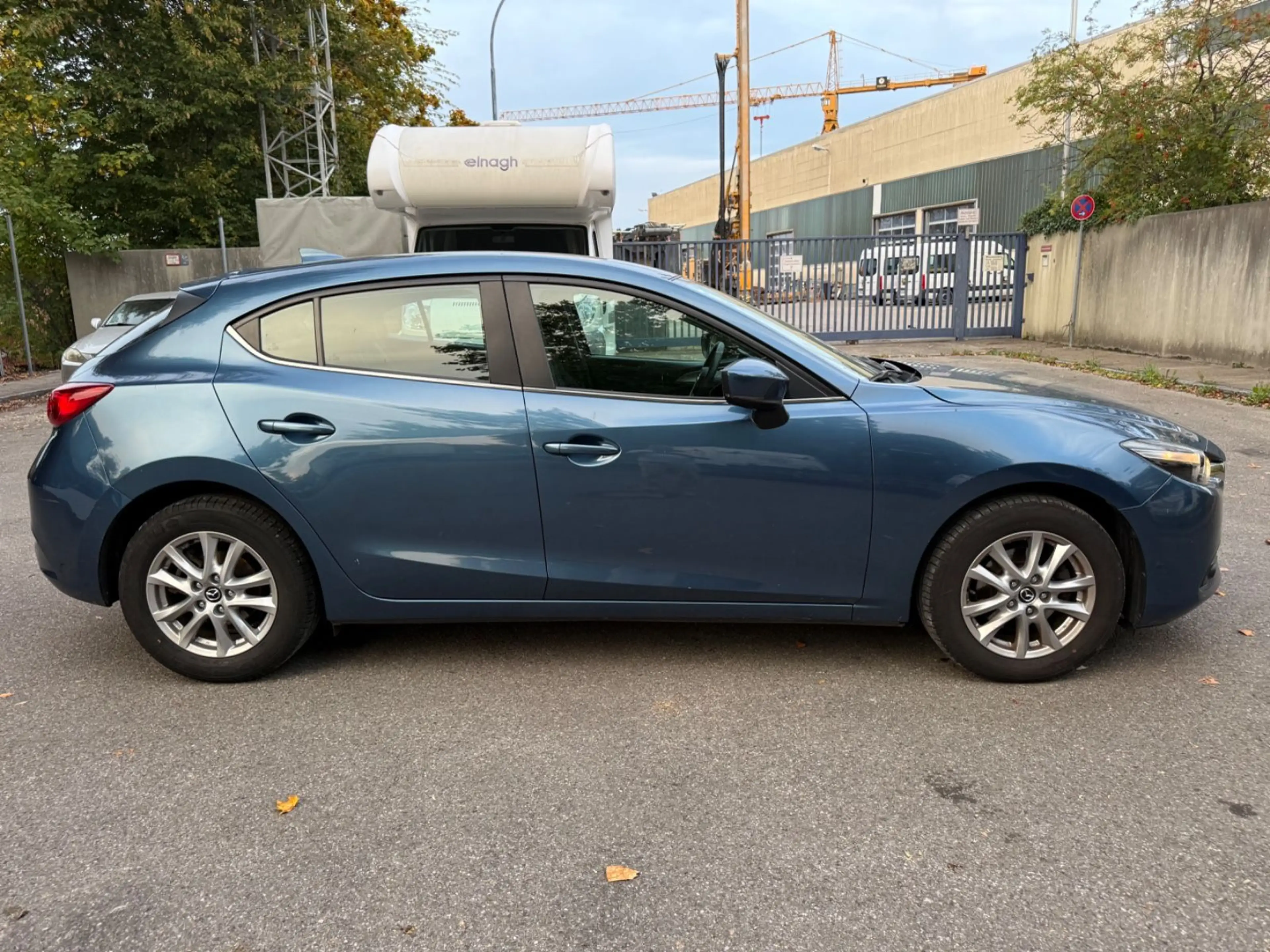 Mazda 3 Lim. Center-Line 2.0 88 KW EURO 6 HU 9.2027 — photo 7