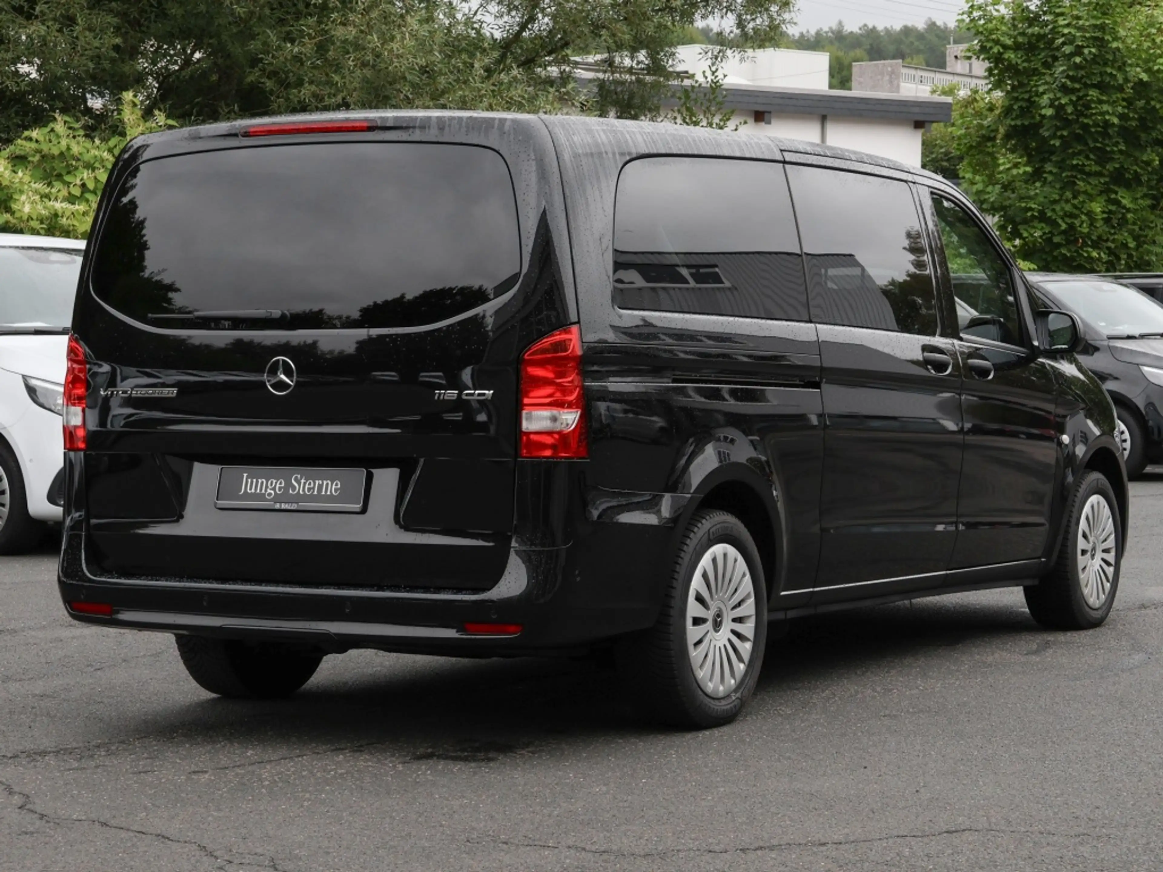 Mercedes-Benz Vito 116 Tourer/extralang/9 Sitzer/AHK/Navi/Cam — photo 3