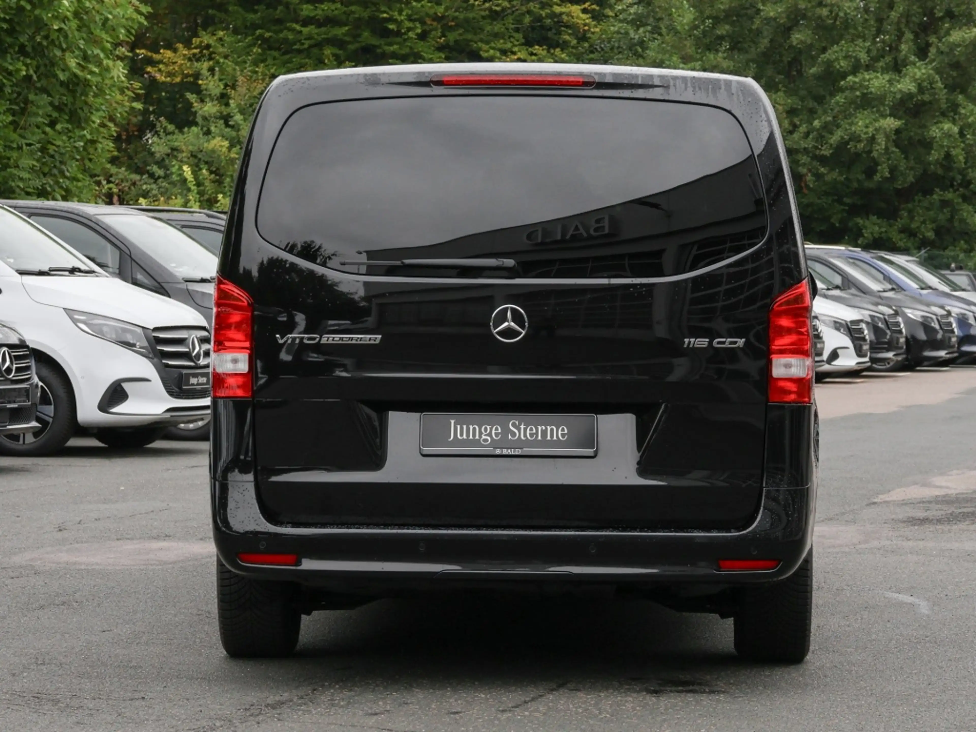 Mercedes-Benz Vito 116 Tourer/extralang/9 Sitzer/AHK/Navi/Cam — photo 10