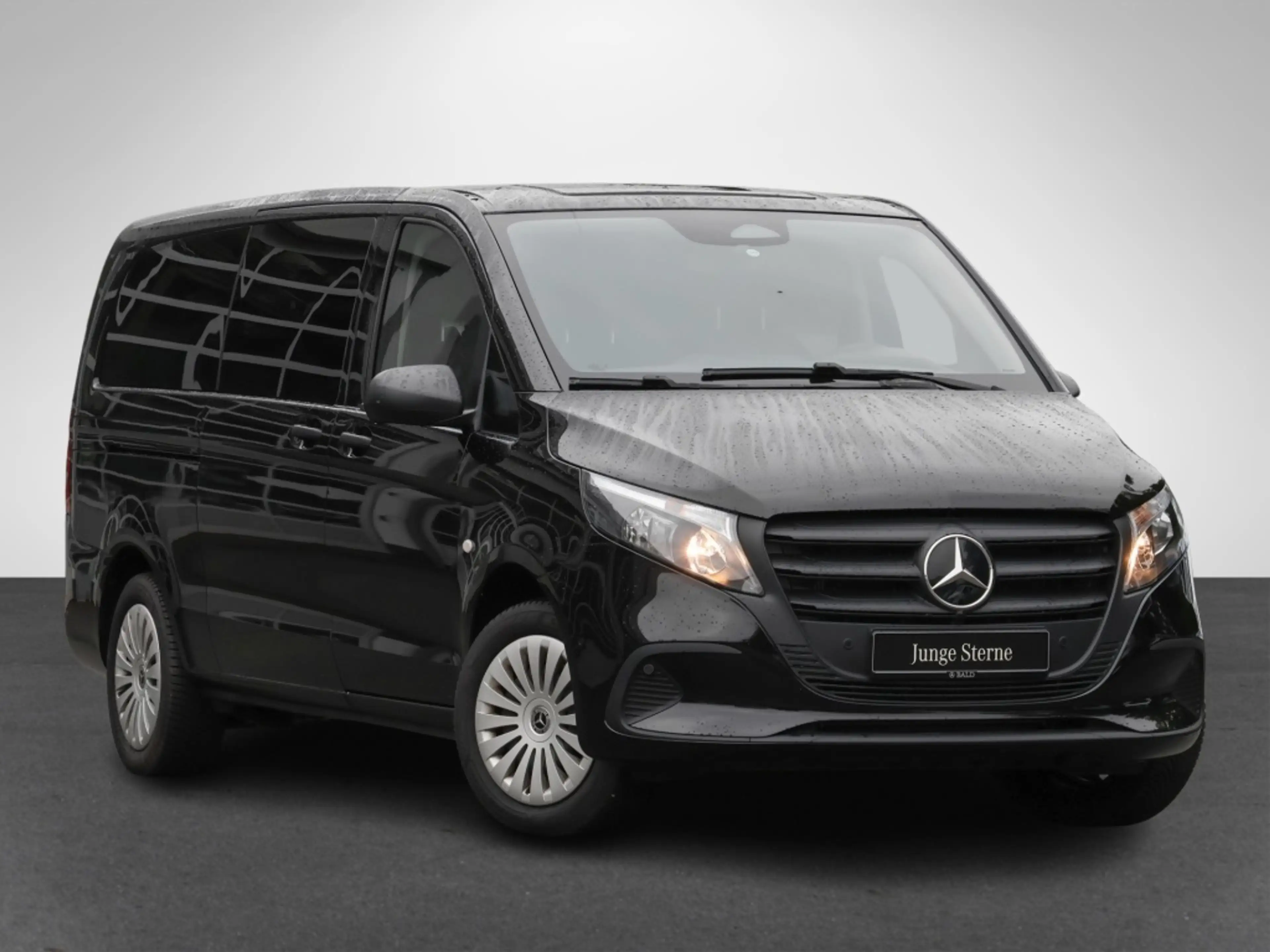 Mercedes-Benz Vito 116 Tourer/extralang/9 Sitzer/AHK/Navi/Cam — photo 2