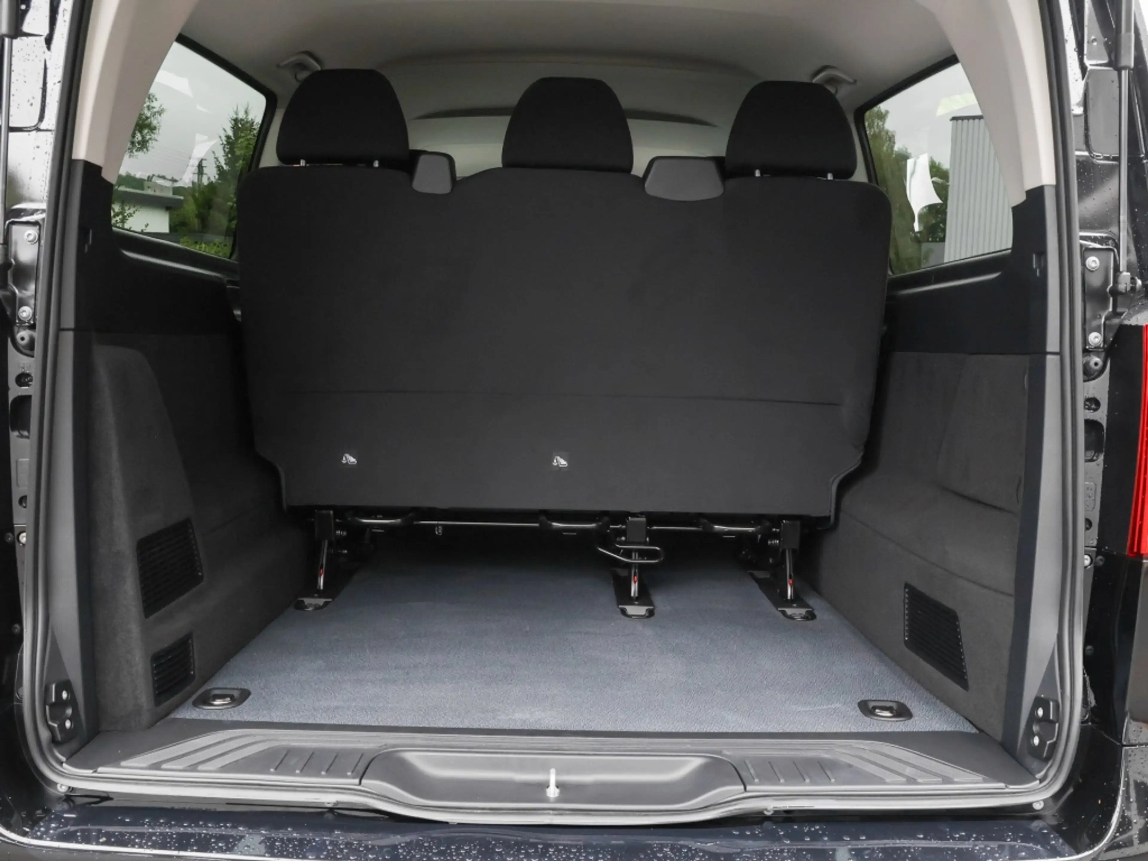 Mercedes-Benz Vito 116 Tourer/extralang/9 Sitzer/AHK/Navi/Cam — photo 11