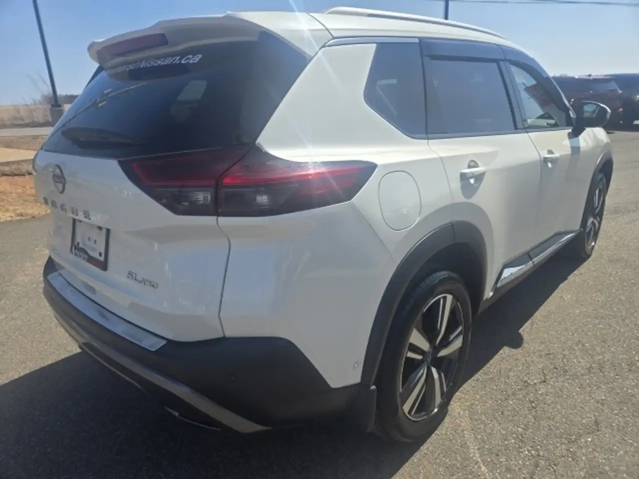 Nissan Rogue снимка Nissan Rogue