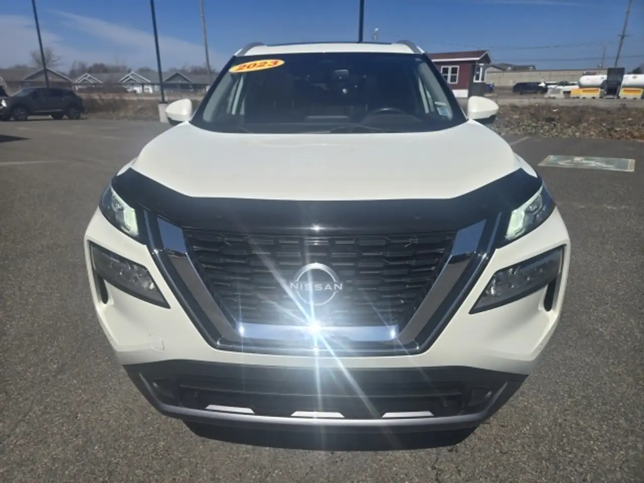 Nissan Rogue снимка Nissan Rogue