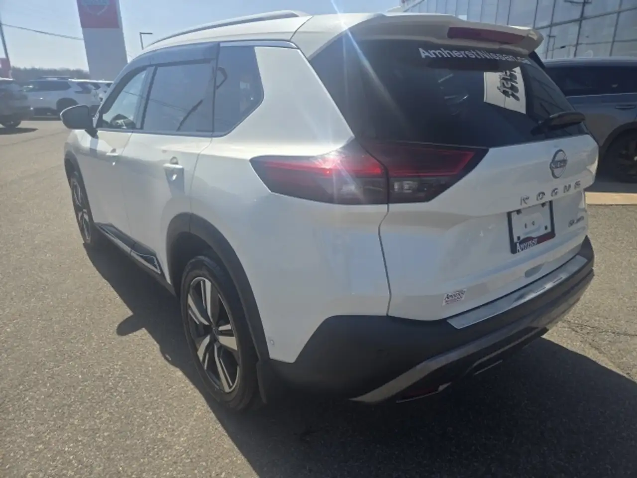 Nissan Rogue снимка Nissan Rogue