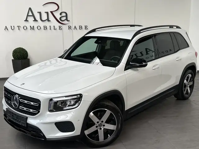Mercedes-Benz GLB main image