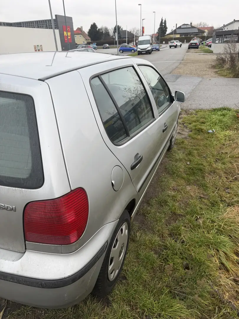 Volkswagen Polo Sky SDI - 2