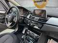 BMW 218 i Active Tourer *2HAND*TÜVNEU*GARANTIE*8FACH* Schwarz - thumbnail 2