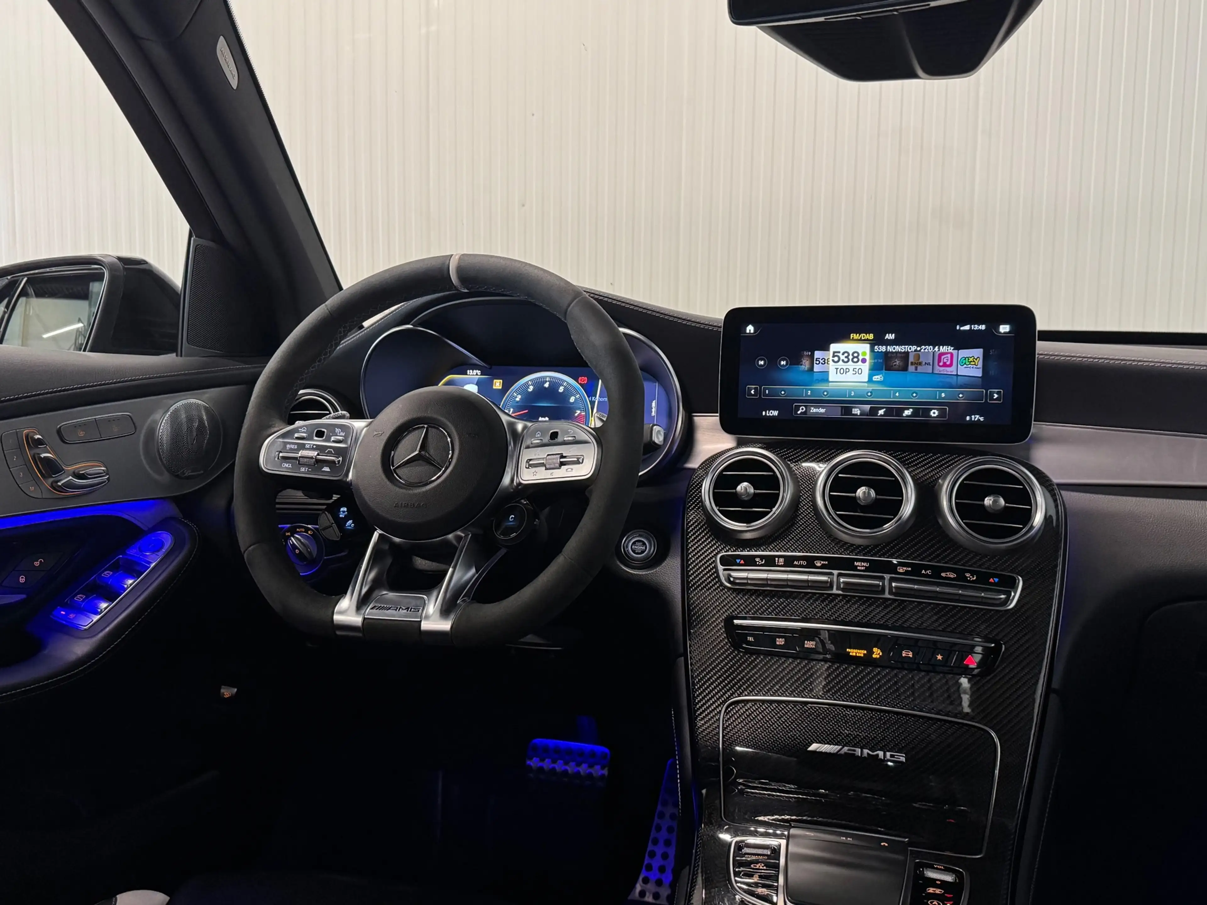 Mercedes-Benz GLC 63 AMG S 4MATIC+ Premium Plus | CARBON | 360 CAMERA | HUD — photo 19